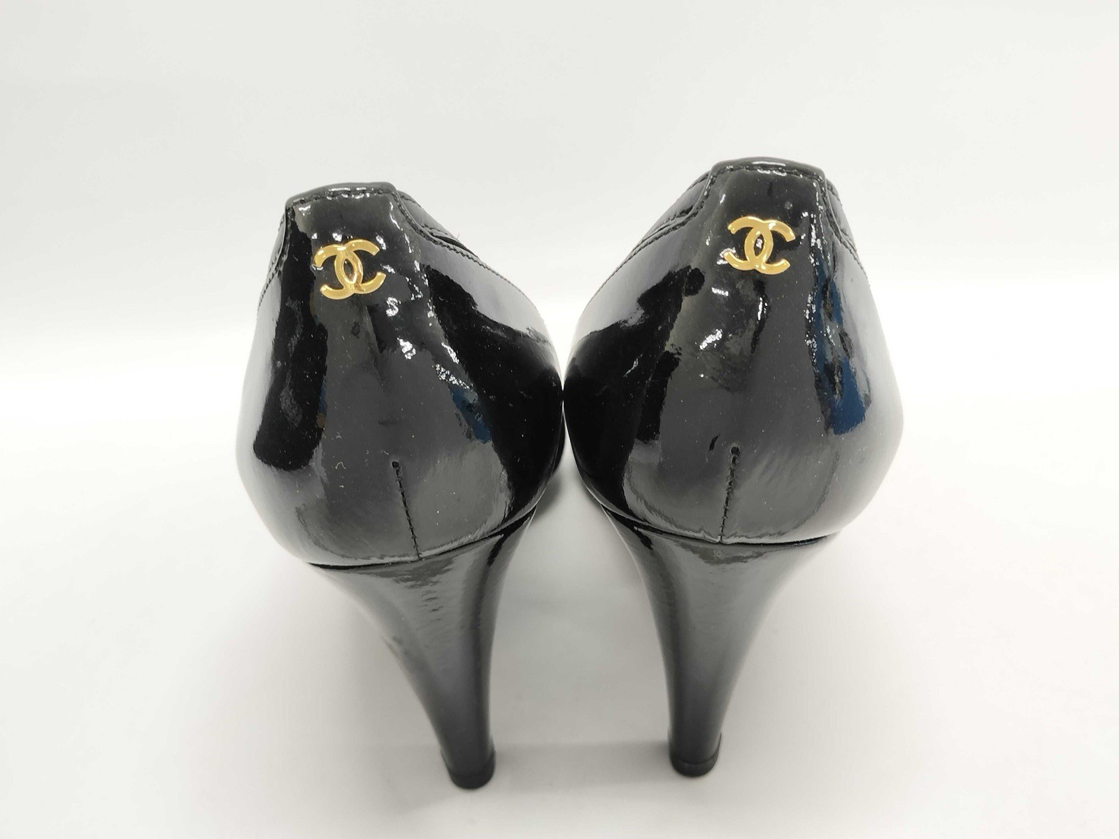 Chanel Mesh And Leather Black Gold Heels Sz 37