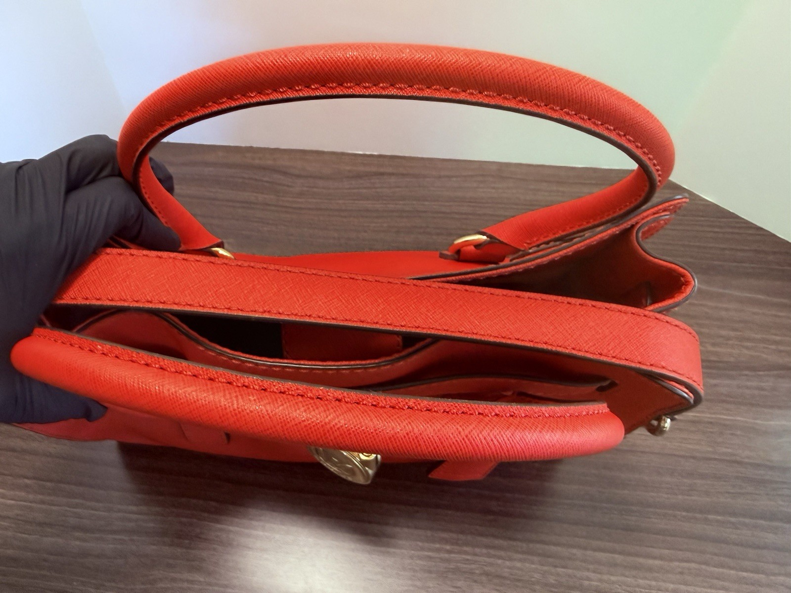 MICHAEL KORS HAMILTON Satchel, in Watermelon color