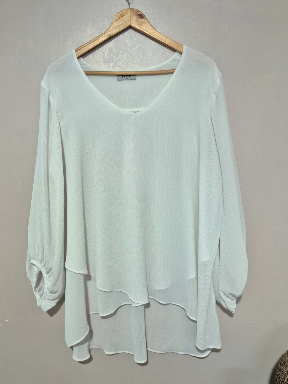 White Boho Blouse Size 18 | Balloon Sleeve | Soon (Matalan)