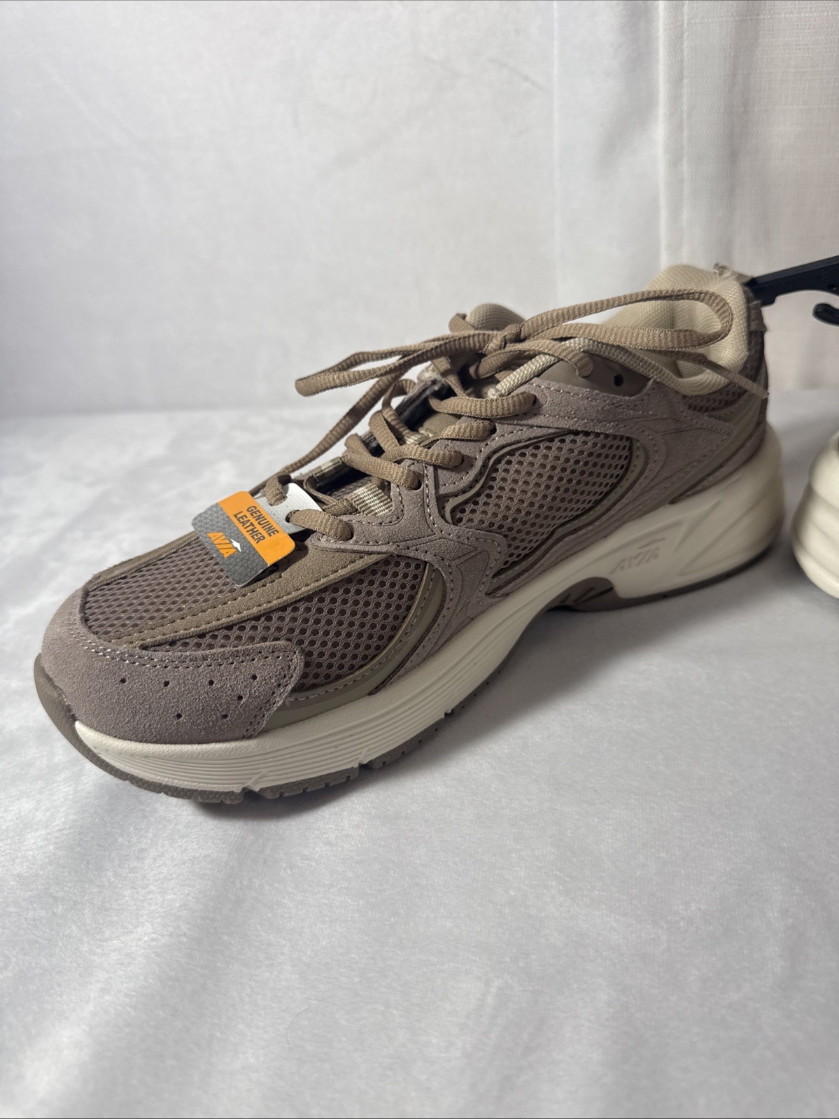 Avia Men’s 5000 Athletic Performance Running Shoes Brown size 8.5 New