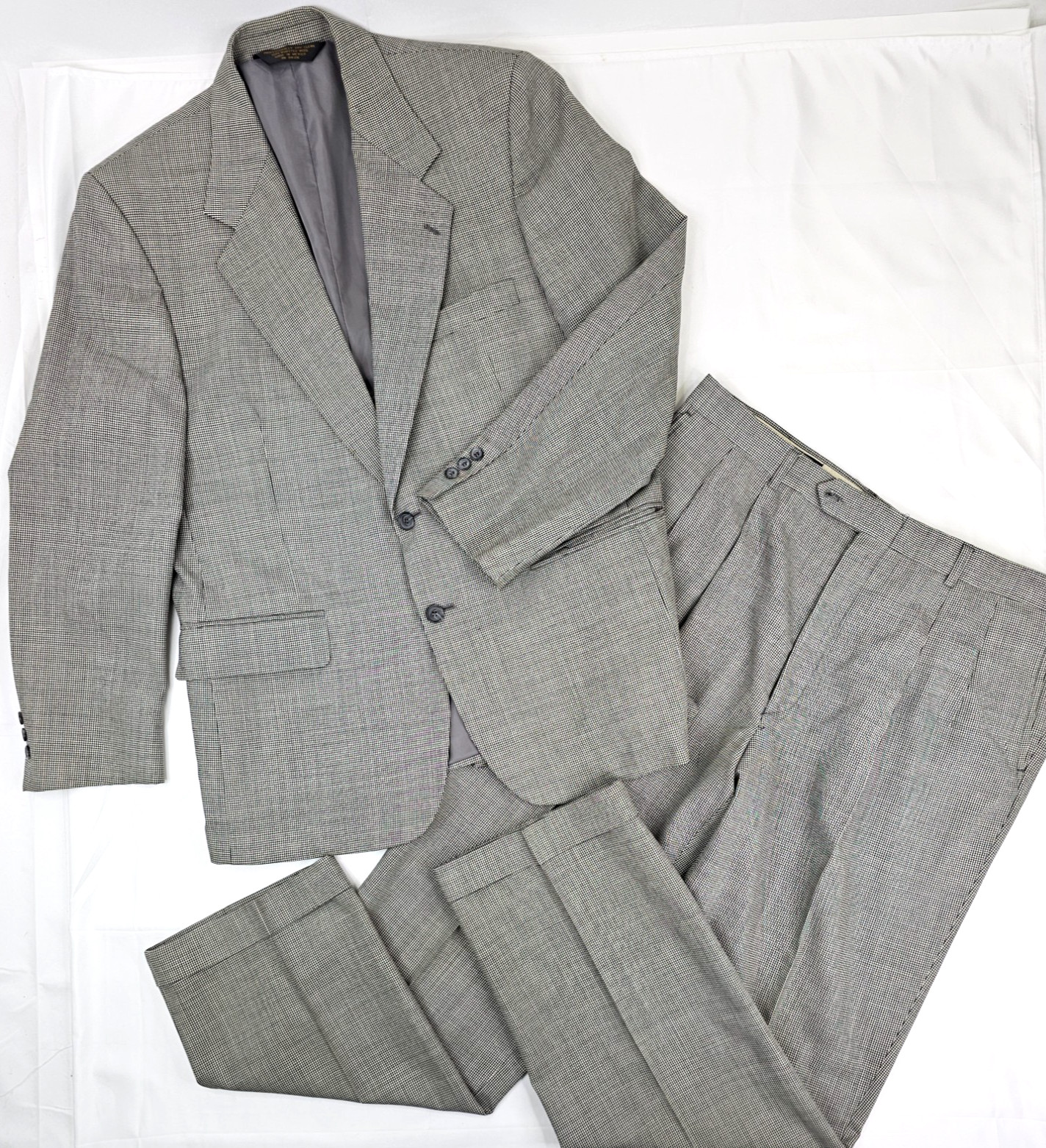 Sturbridge Classics Worsted Wool 2 Pc Suit Jacket 42R Pants 38R x 31 Houndstooth