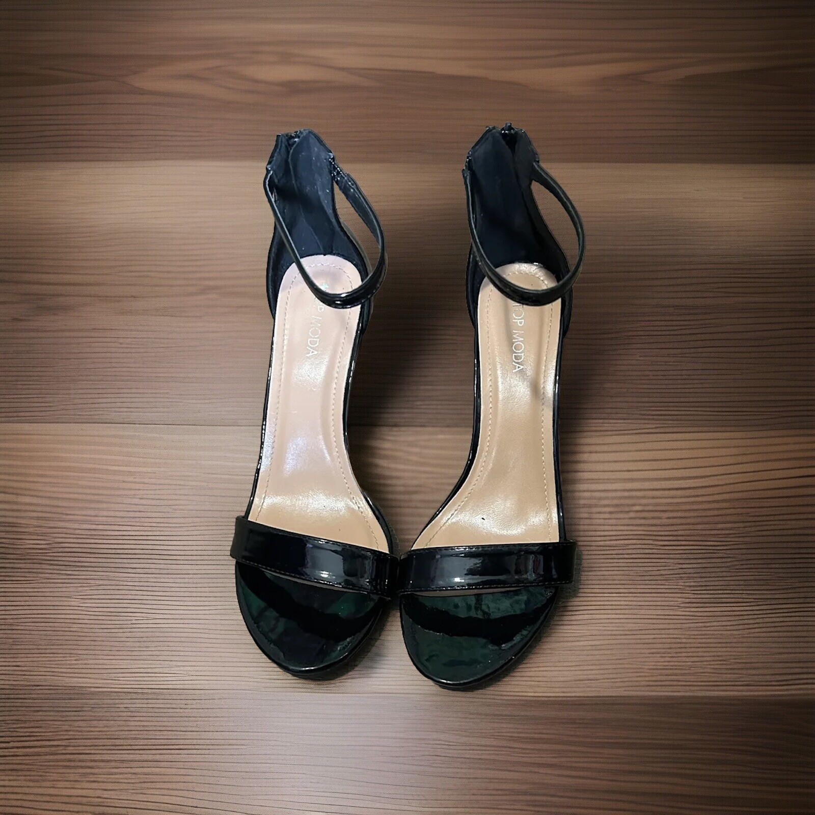 Women’s black Open Toe Ankle Strap Block Heel Sandals Size 10