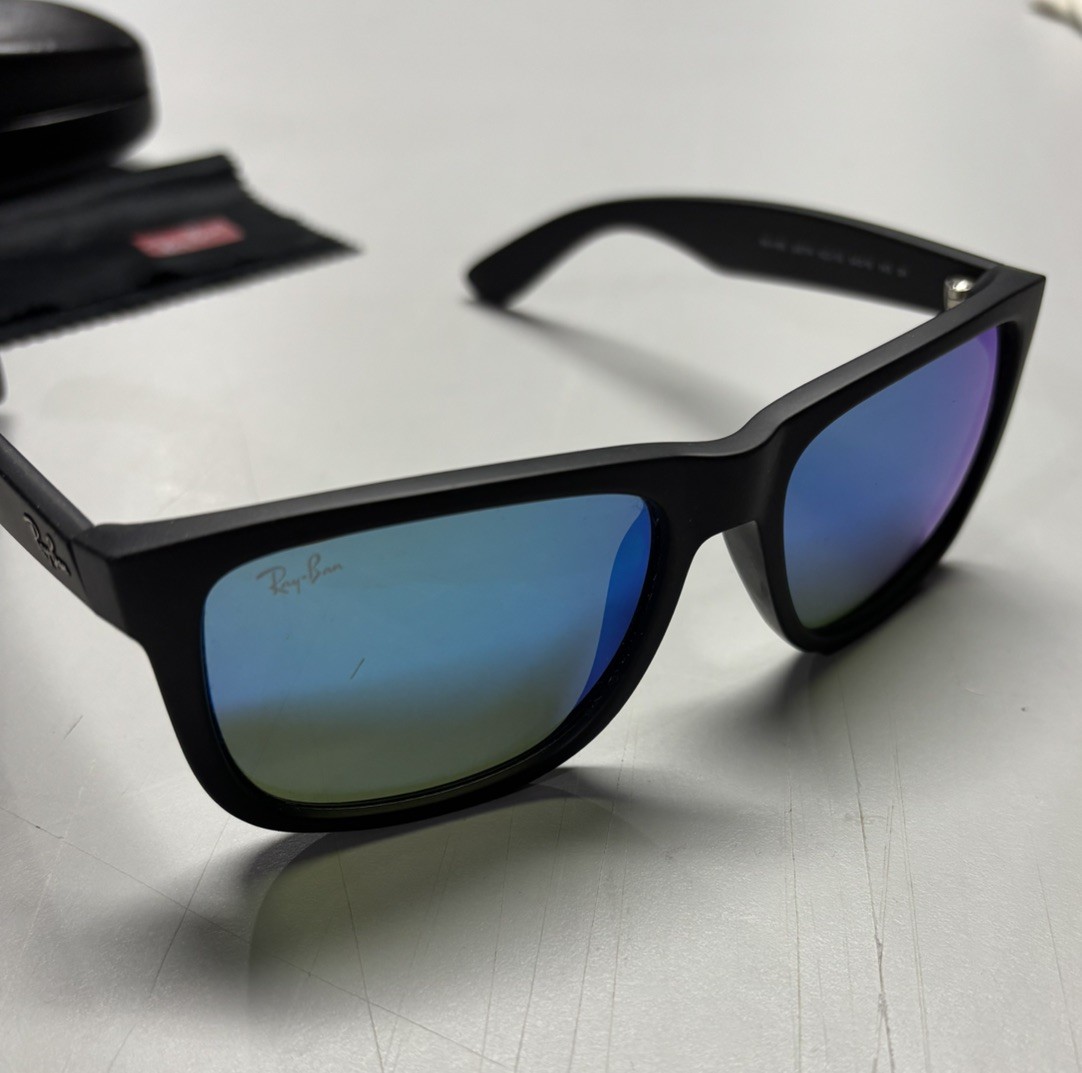 Ray-Ban RB4165 Justin 622/55 Black Sunglasses 54-16-145 Blue Mirrored Lens