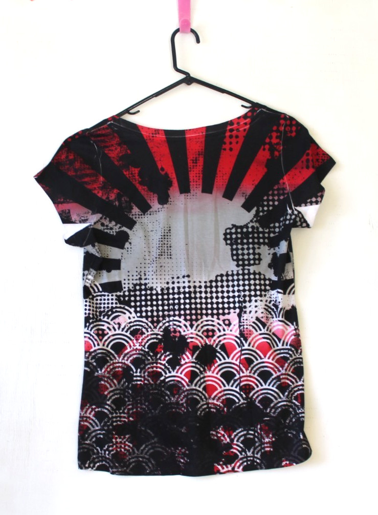 Women’s Wisconsin Badgers Rhinestone Football V-neck T-Shirt Tee Bling Large