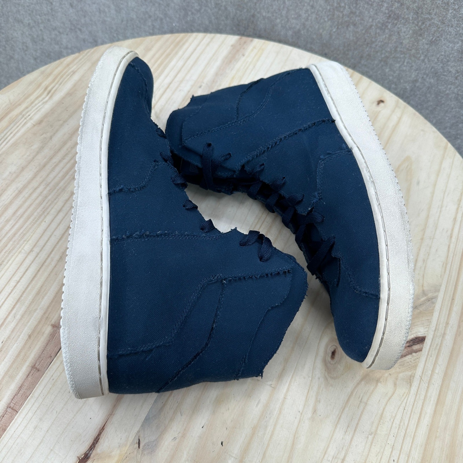 Jordan Westbrook 0.2 Obsidian Mens 11.5 Navy Blue Canvas High Top Sneakers