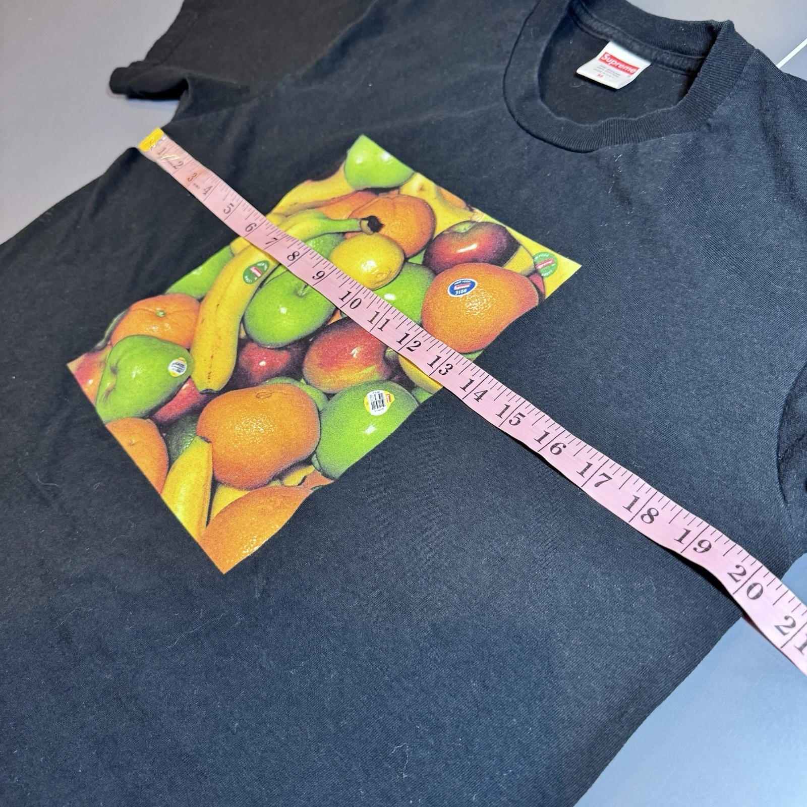 Supreme Fruit Tee T Shirt medium Black FW19 graphic