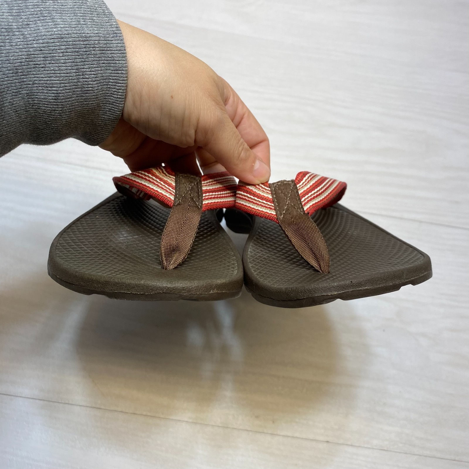 Chaco Flip EcoTread Flip Flop Sandals Women’s Size 9W Red White Outdoor Summer