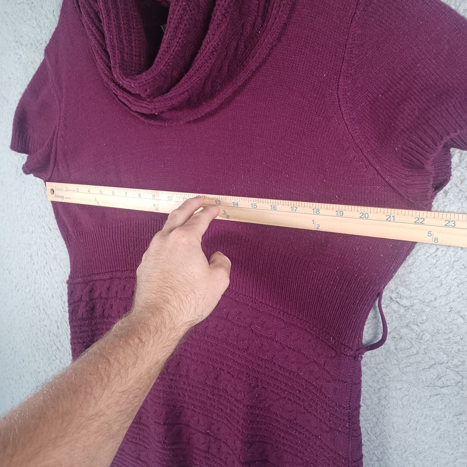 Isela Womens Dark Raspberry Red Sweater Size XL Turtleneck Short Sleeve Knit