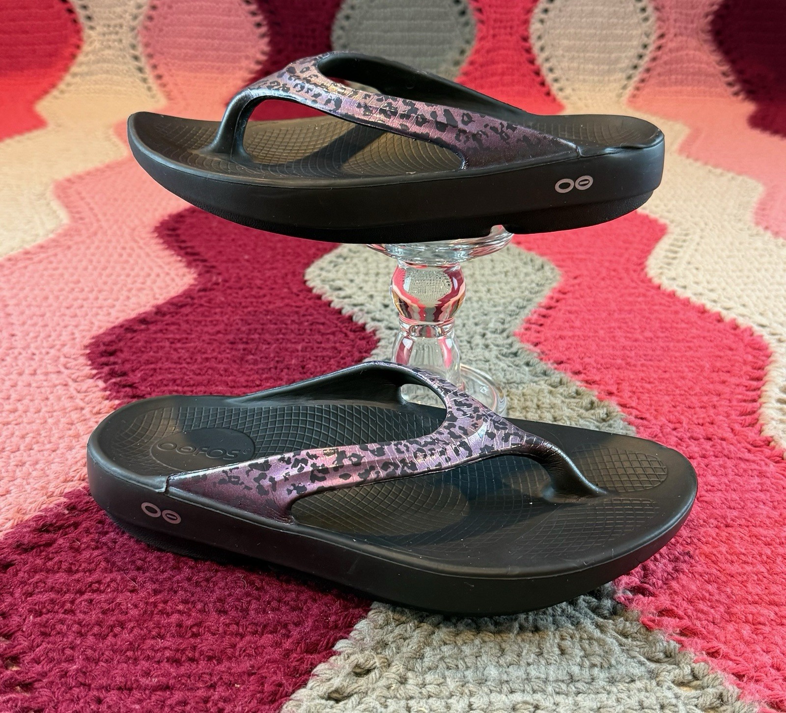 OOFOS Oolala Women’s 6 Purple Leopard Comfort Recovery Sandals Flip Flops Thongs