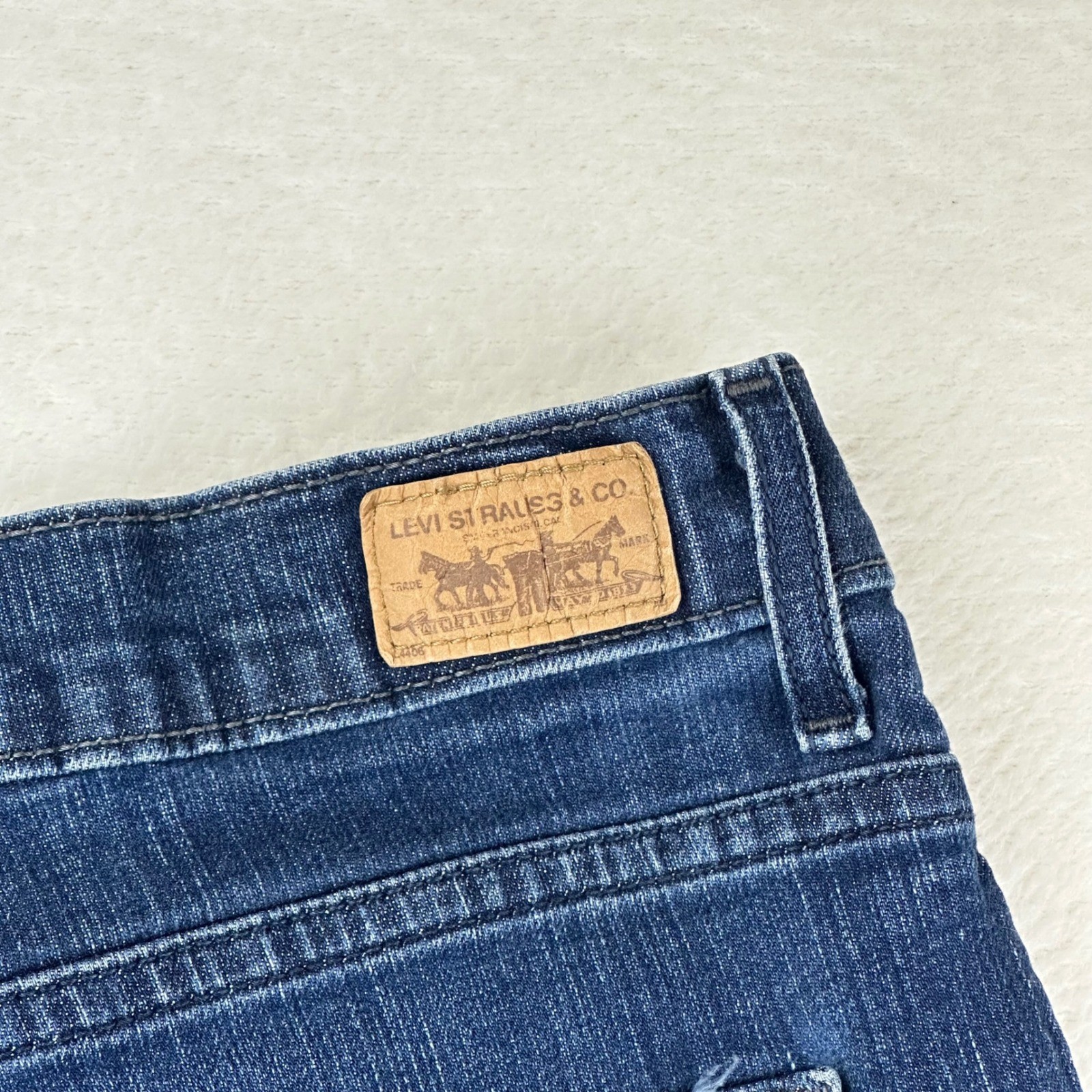 Levi’s Jeans Womens Perfect Slim Bootcut 12 M Blue Denim Studded Cotton Blend