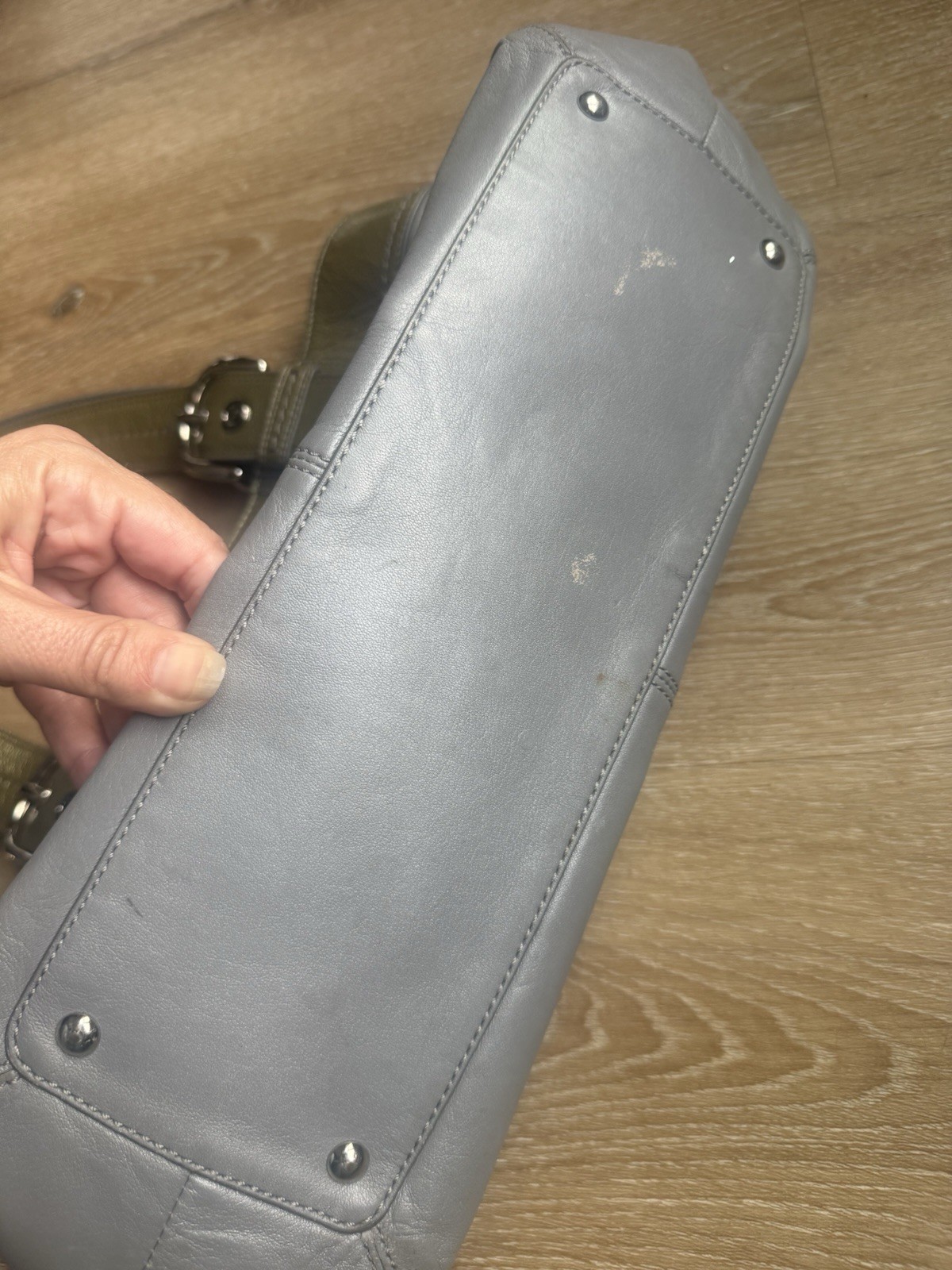 Vintage Coach SoHo Gray/Green Metallic Trim Satchel Top Handle Zip Buckle Studs