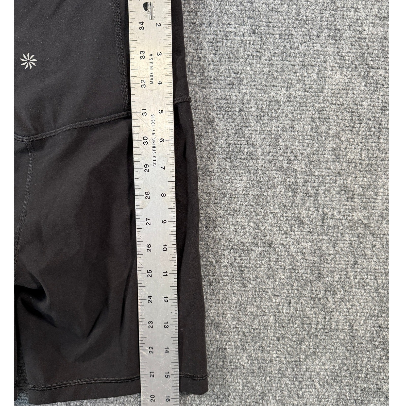 Athleta Ultra High Rise Elation 7″ Black Bike Shorts Womens XS Athletic