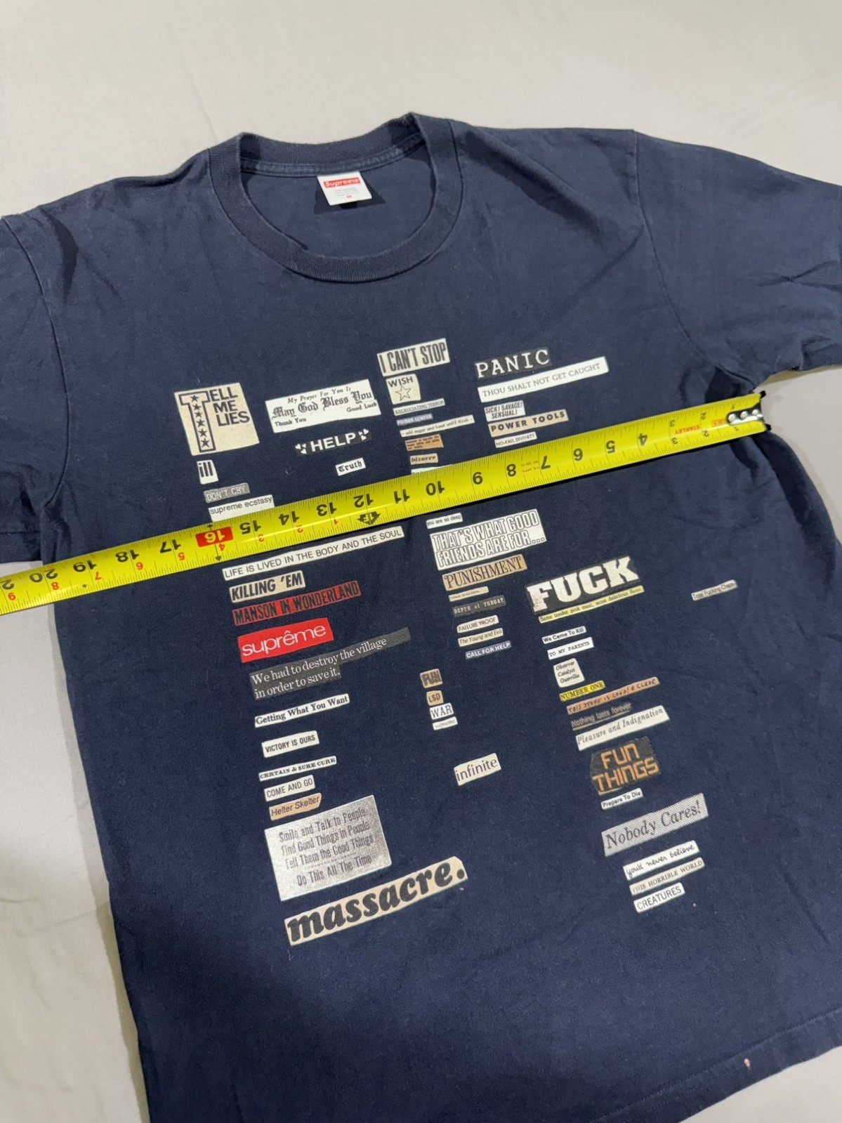 Supreme Cut-Outs Navy Graphic T-Shirt FW18 Size Medium