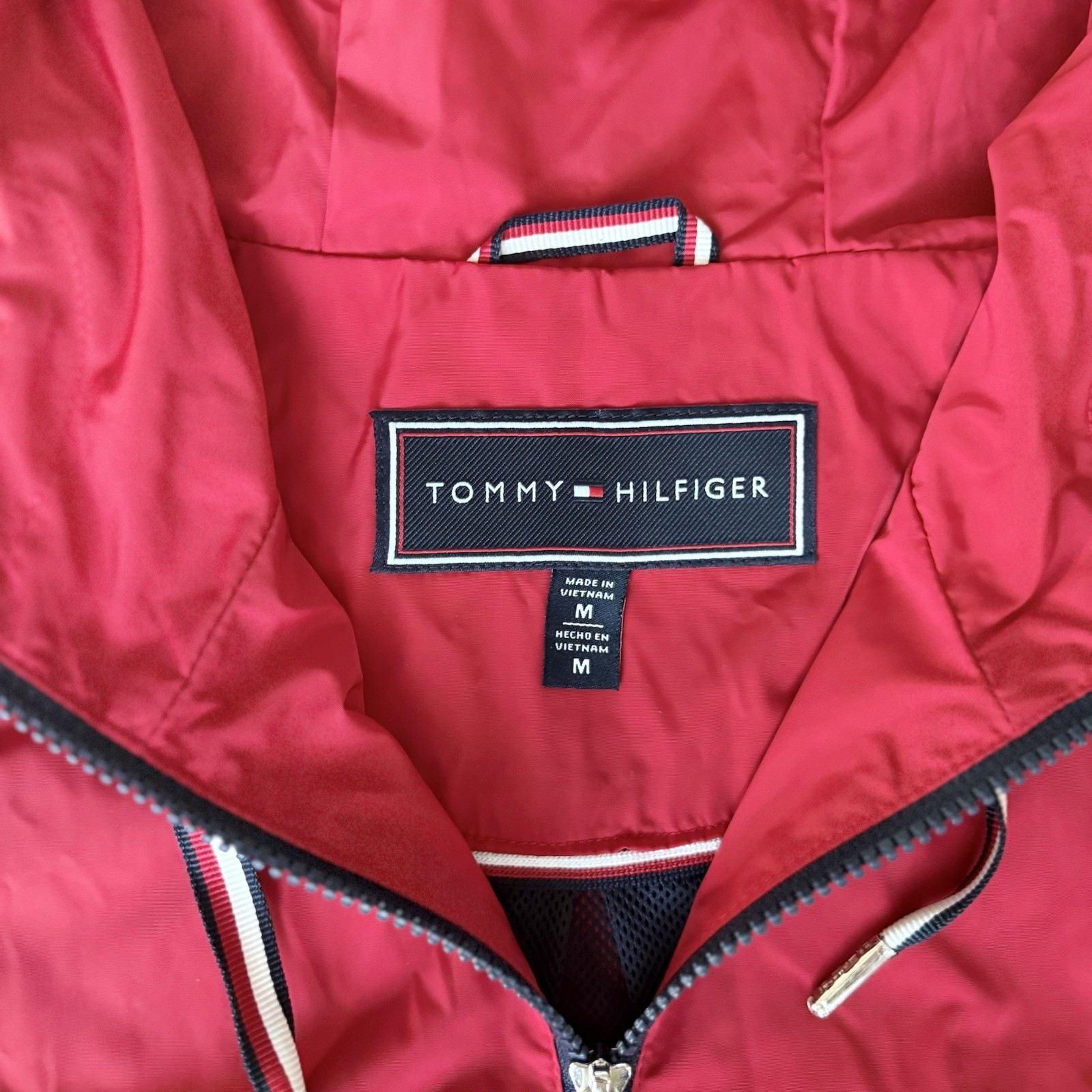 Tommy Hilfiger Women’s Hooded Windbreaker Jacket Red Full Zip Medium M
