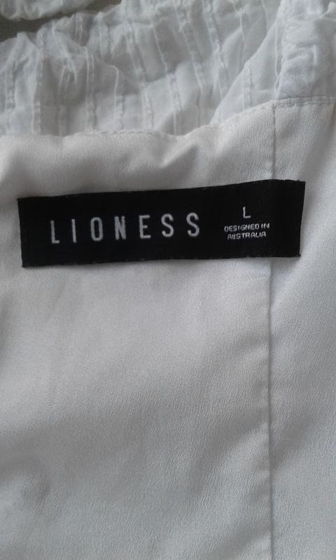 Women Lioness Dress White Polyester M