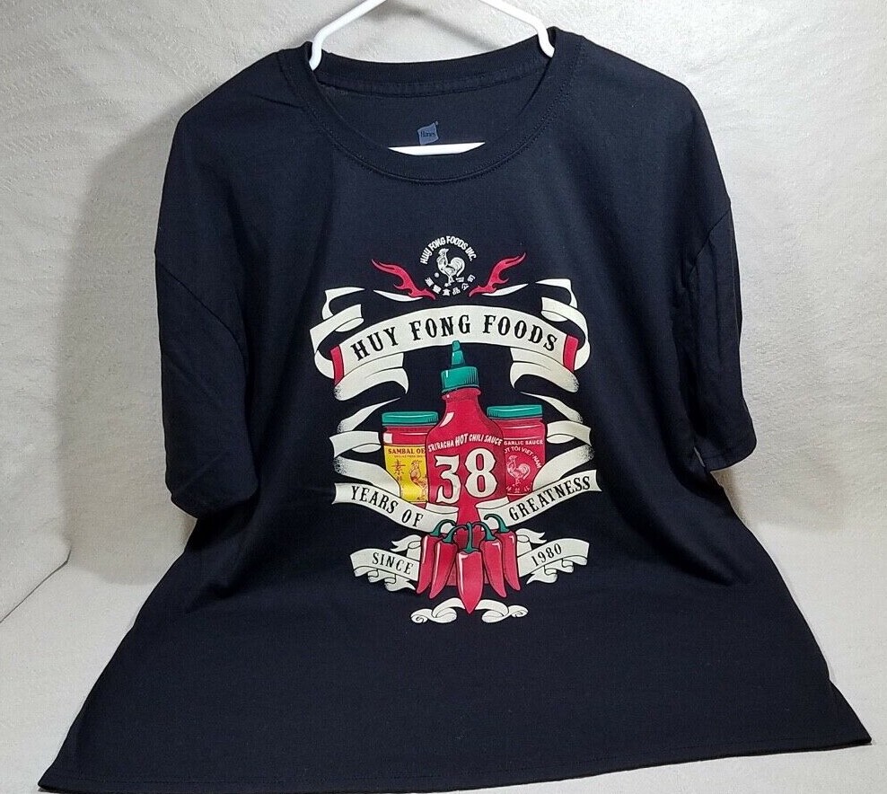 SRIRACHA HOT CHILI SAUCE XL BLACK T-SHIRT – HUY FONG FOODS 38 YEARS OF GREATNESS