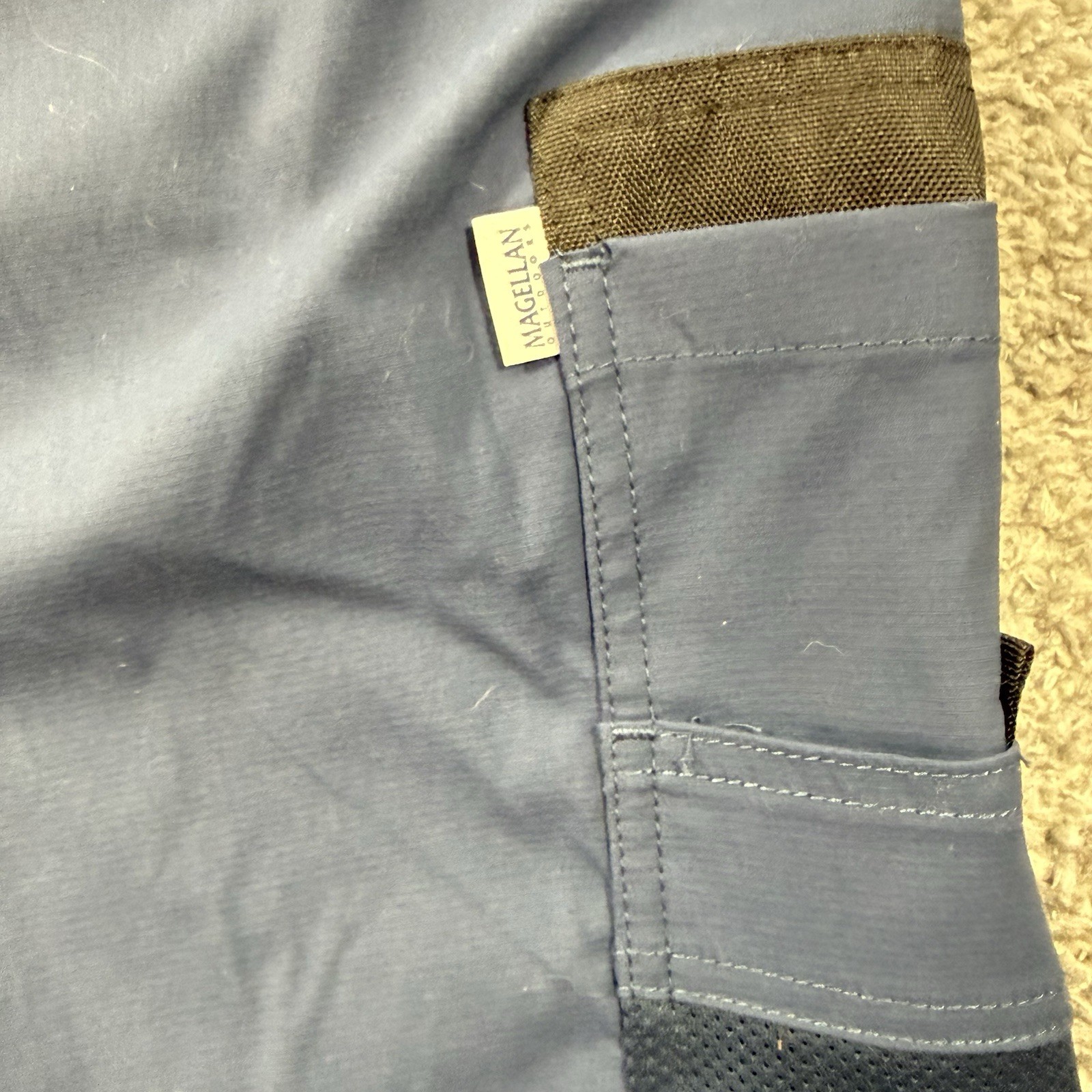 Magellan Outdoors Fish Gear Shorts Men’s Large Water Repellent Blue