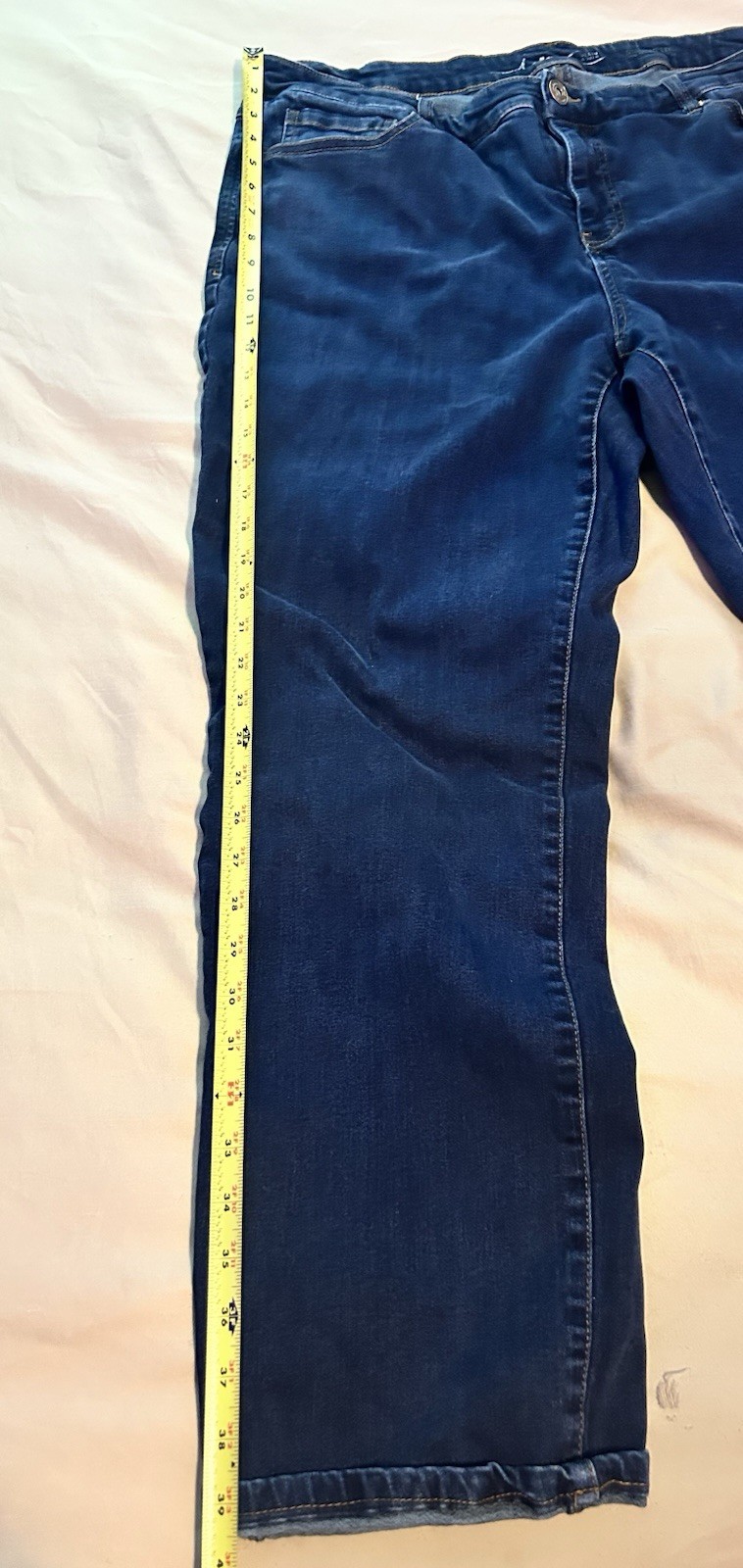 L.A. Blues Blue Dark Wash Denim Straight Jeans Plus 20W Mid Rise 5-Pocket