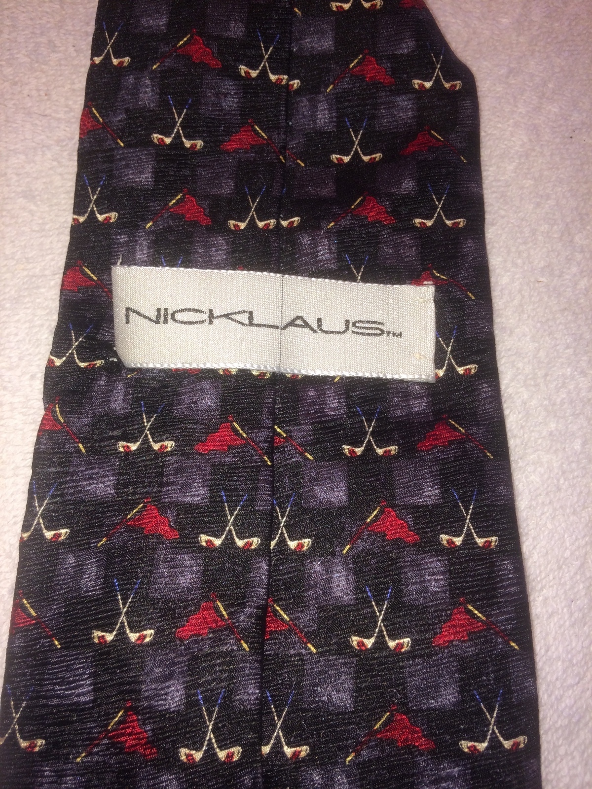 NICKLAUSE MENS TIE CHARCOAL GRAY RED AND BLACK GOLF 3.75 X 56