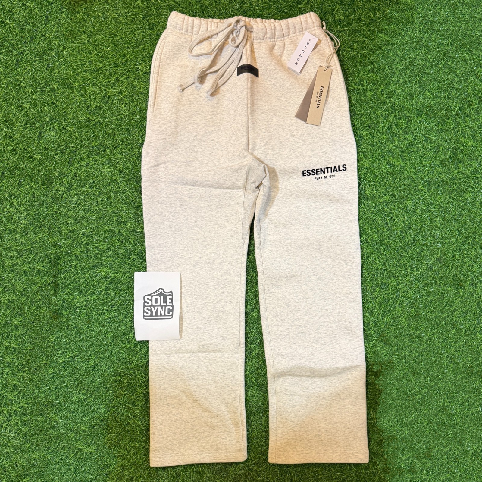Fear of God Essentials Sweatpants Relaxed SS22 Light Oatmeal – Authentic (XS-XL)