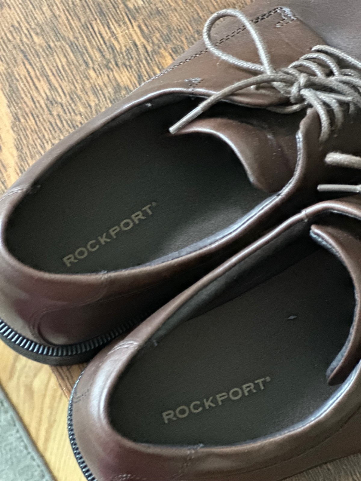 Rockport Men’s Margin Oxford Size 11.5 in Chocolate Brown, Excellent Condition