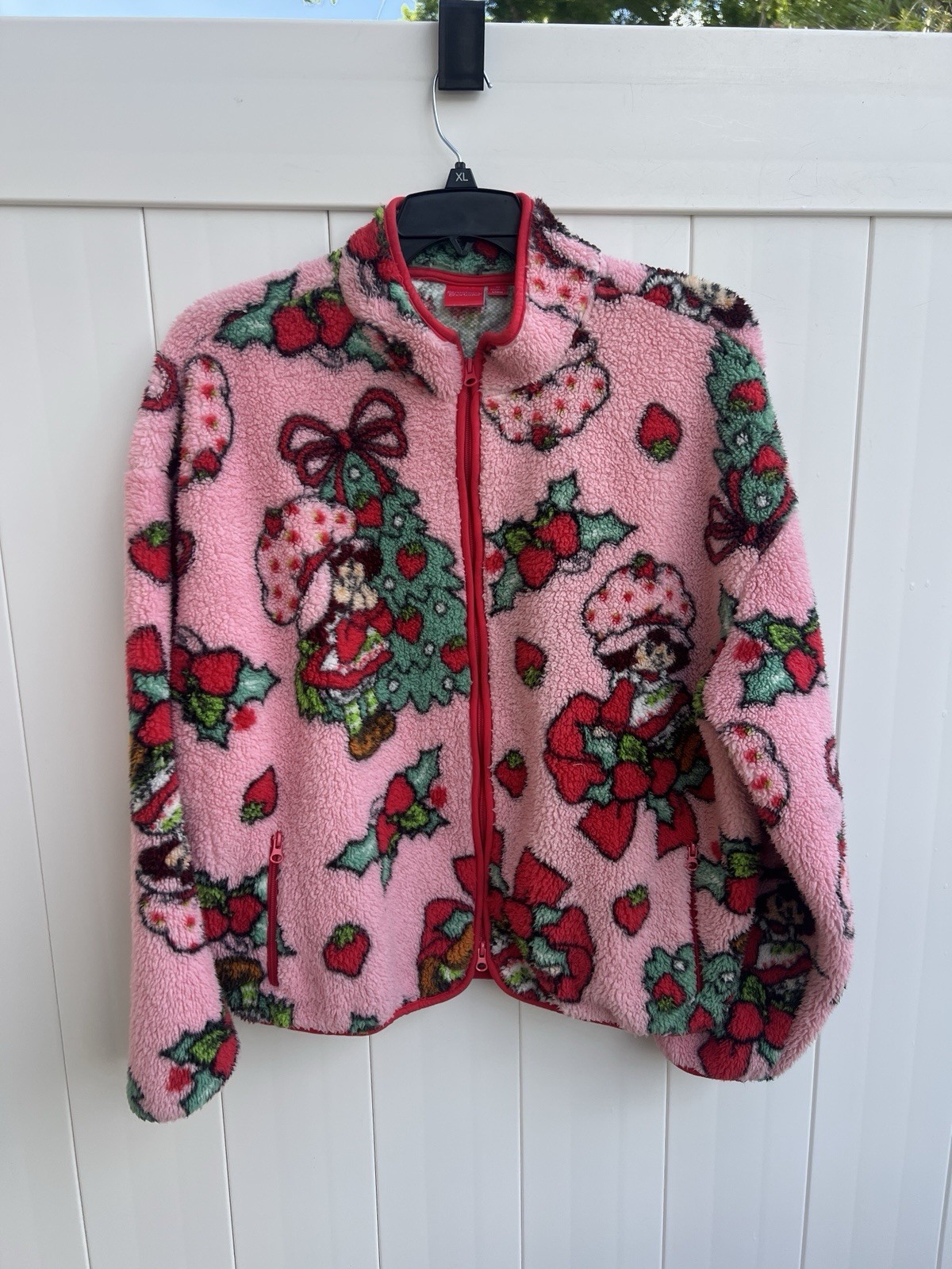 Strawberry Shortcake Sherpa Pullover Zip Up Jacket size XL Christmas