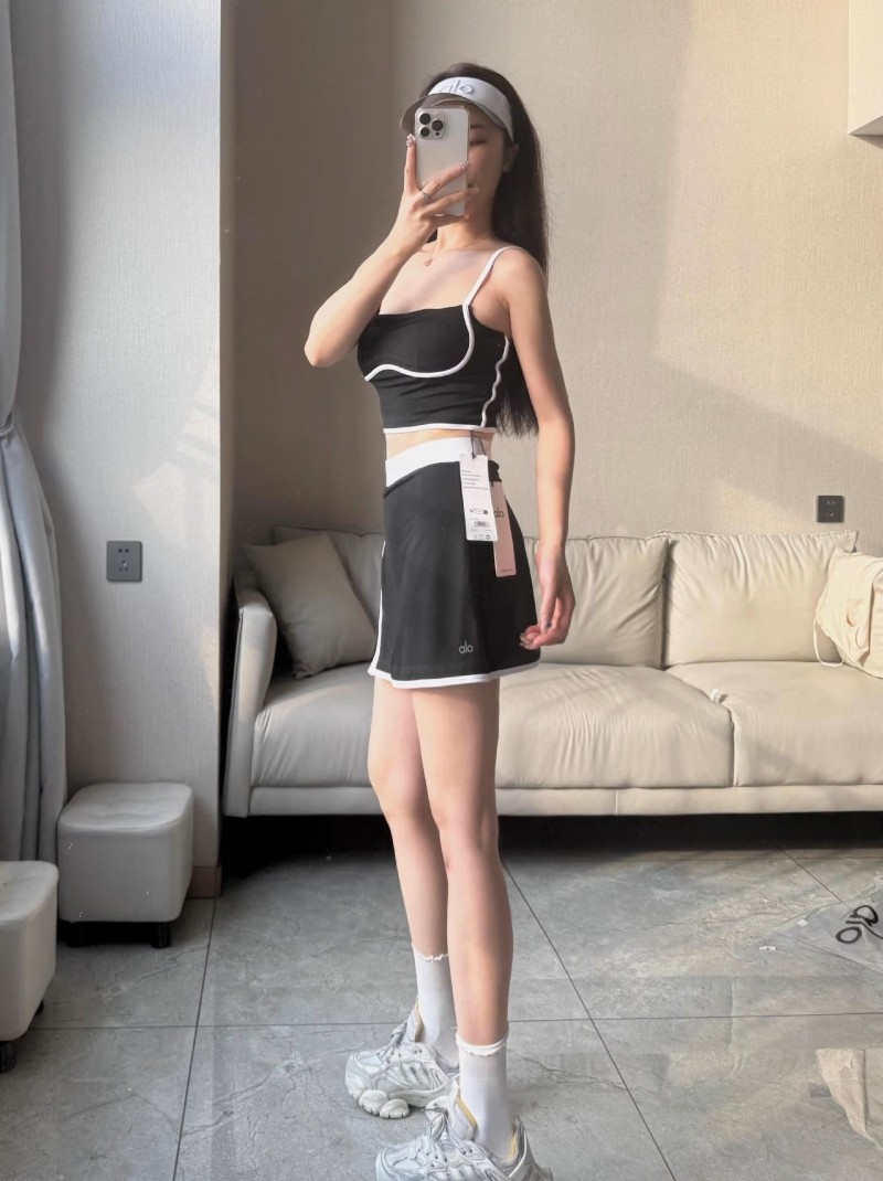 NEW AIo Yoga Set Airbrush Streamlined Bra Tank+Skirt Suit Casual Women’s Sports