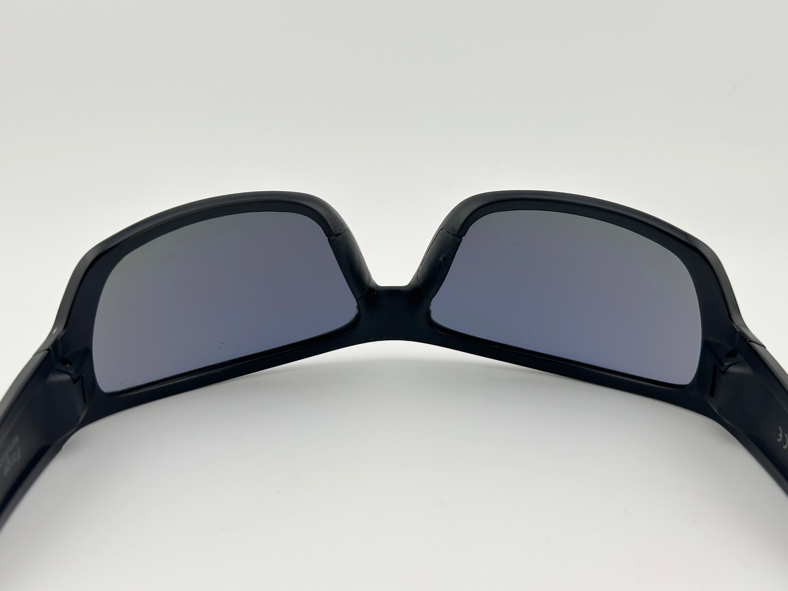 Smith FORGE Matte Black Green Mirror Sunglasses *minor scratches on lenses*