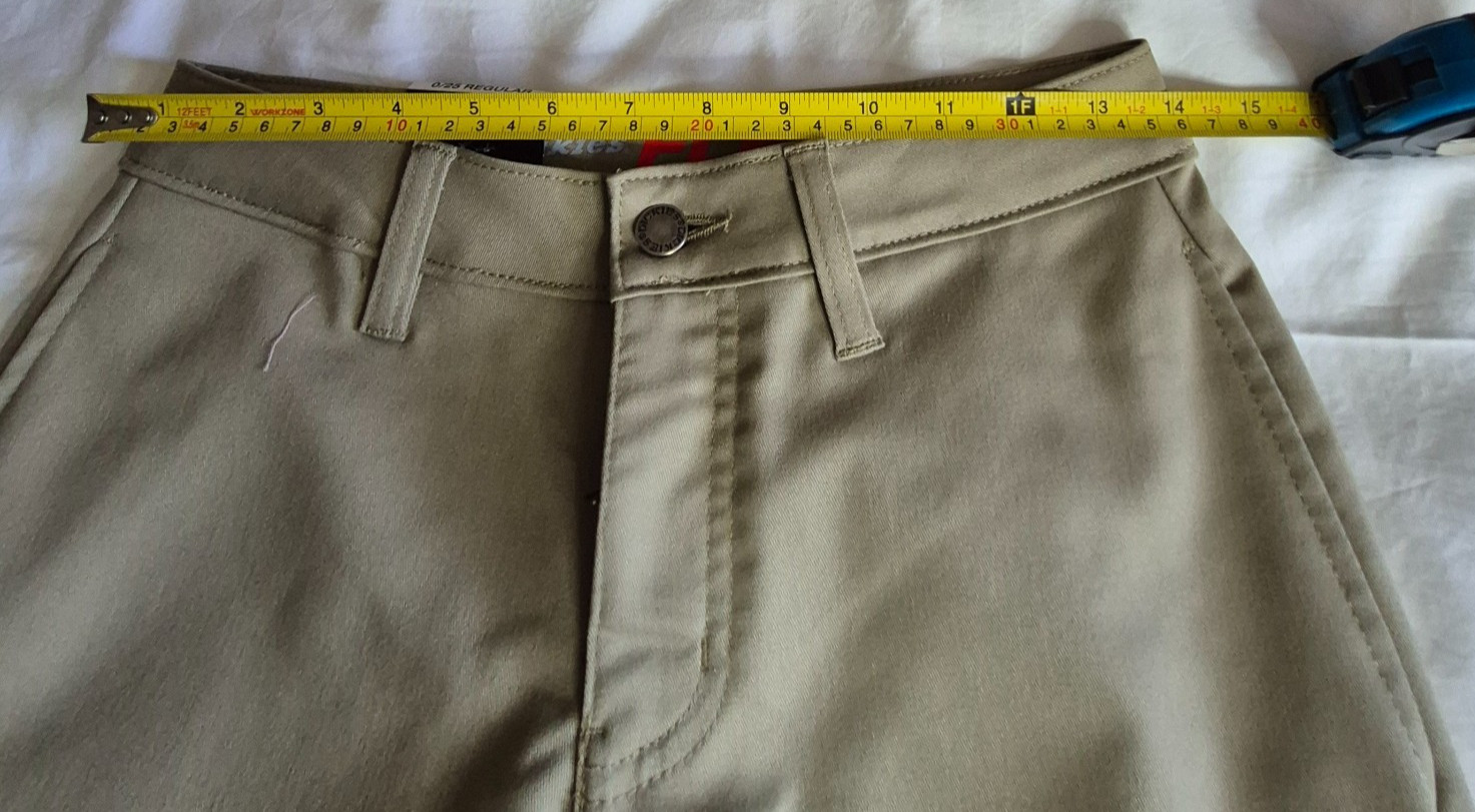 Dickies Women’s Straight Flex Twill Pant, Skinny Tan, Size 0/25 REGULAR, NEW