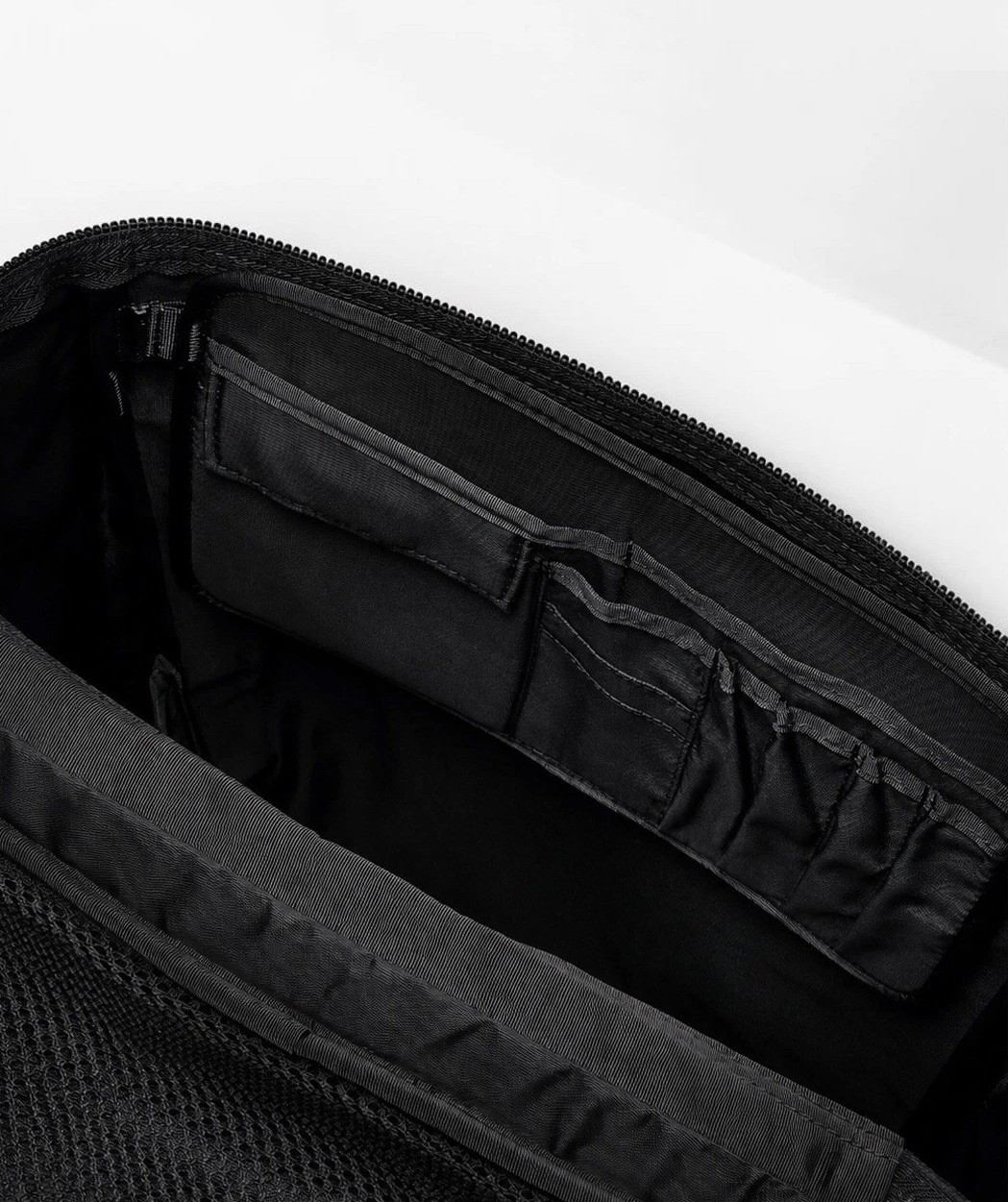 [The North Face] Exclusive 30L Fuse Box Backpack Travel Triple Black New