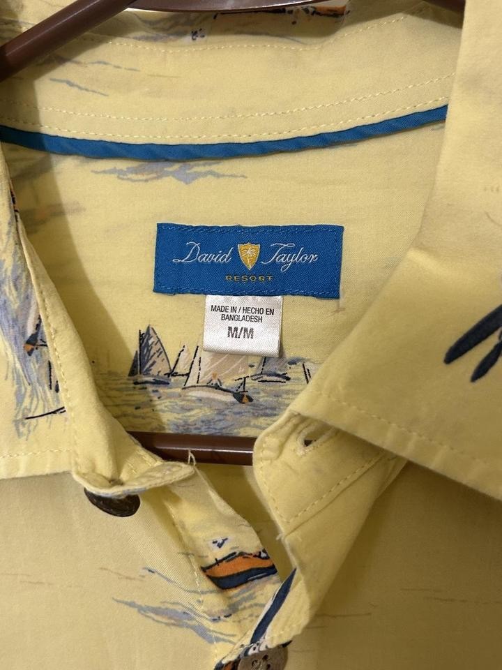 David Taylor Resort Men’s Sailboat Shirt Size M Yellow Short Sleeve Sailing Boat