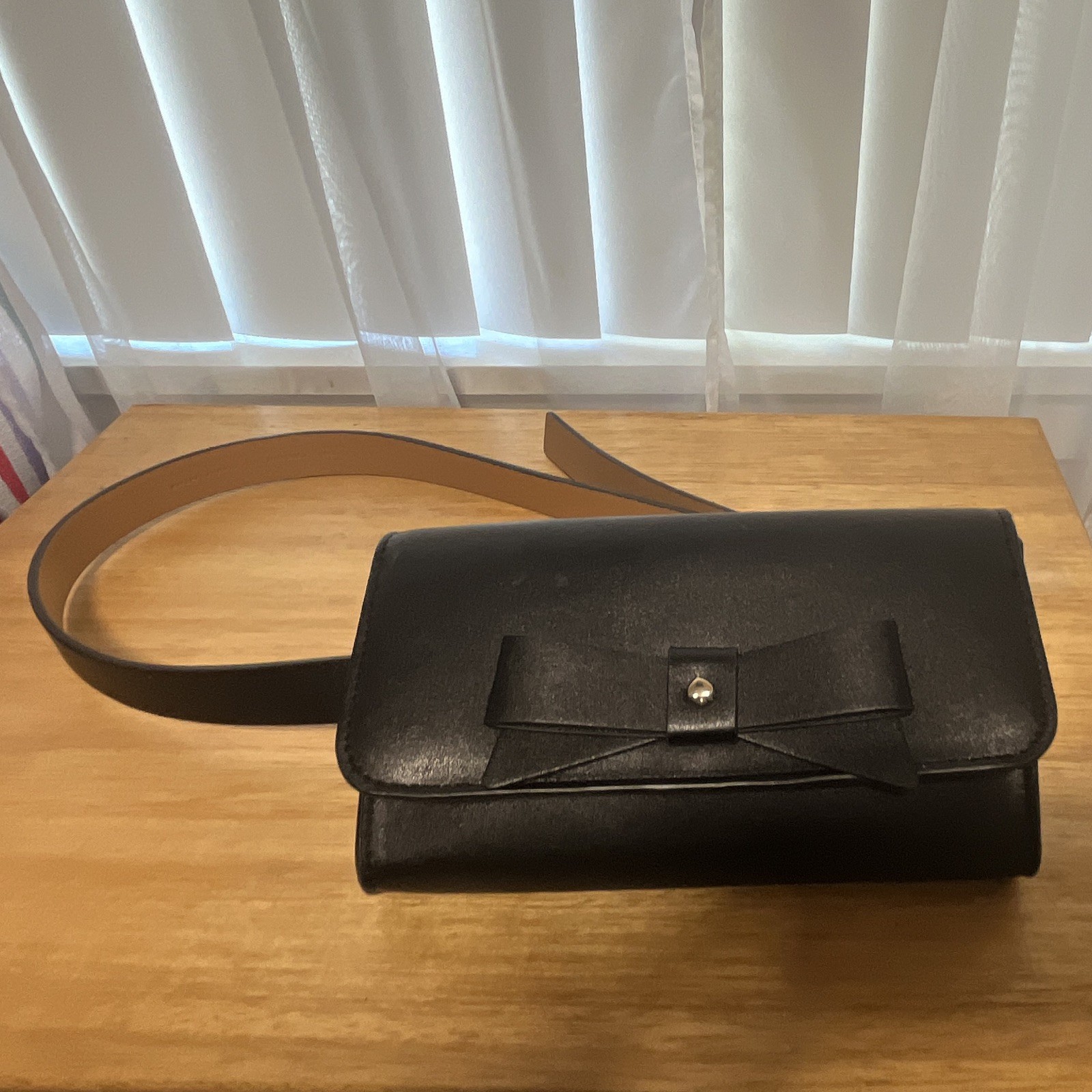 kate spade new york Black belt Bag Bow, L/XL