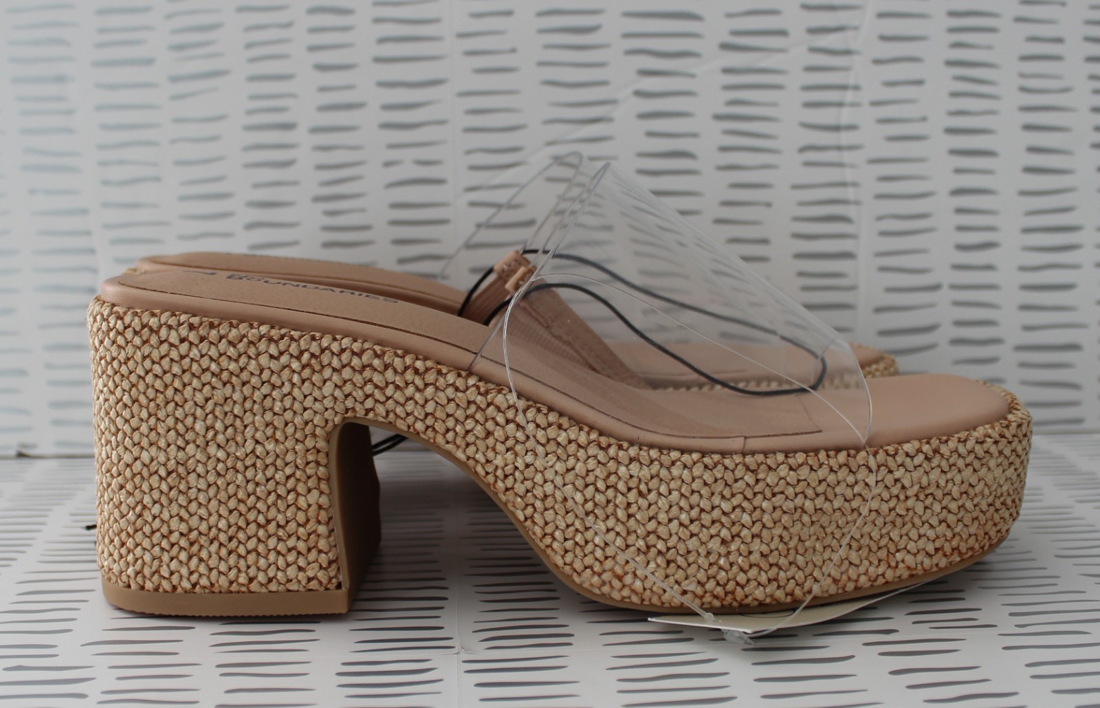 No Boundaries Womens Platform Mule Sandal Clear Multisize NWT