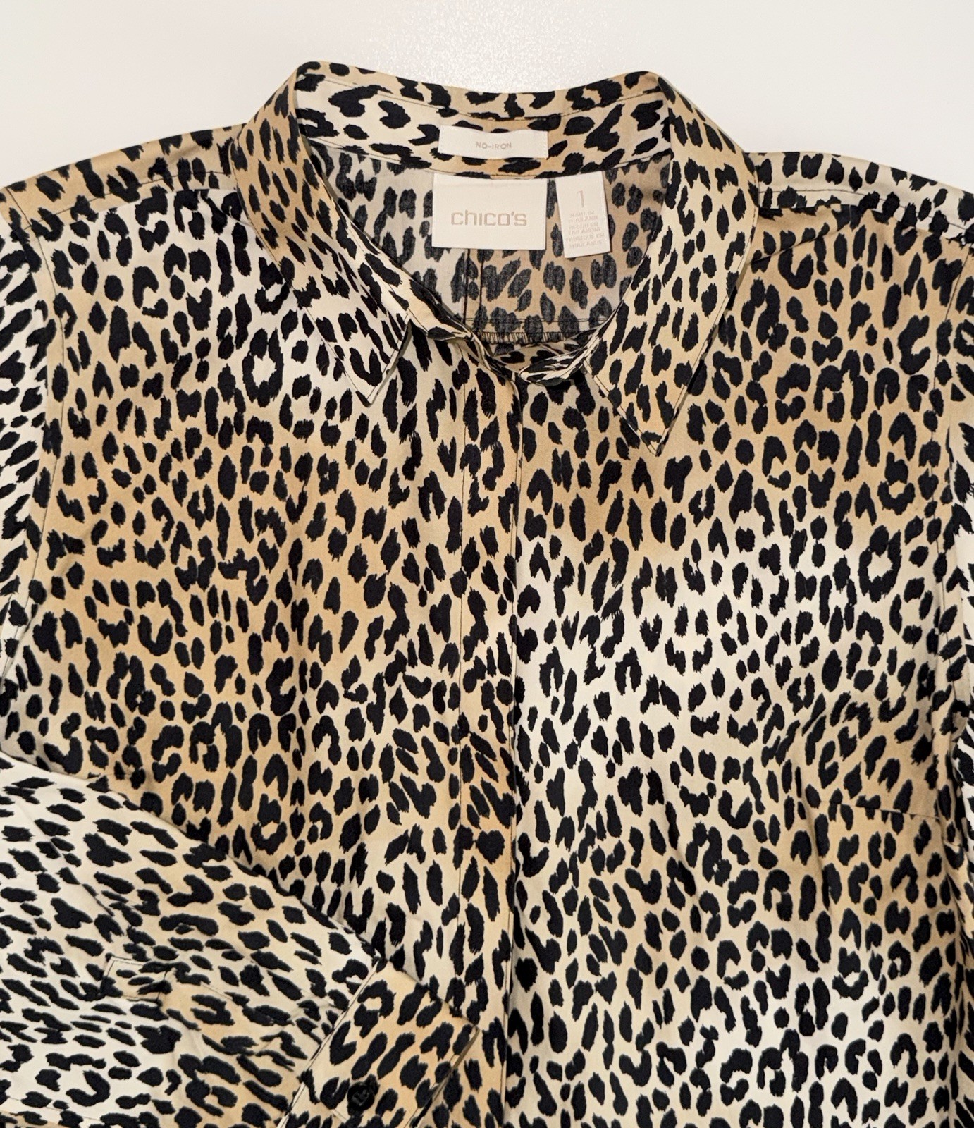 Chico’s Safari Animal Print Top NO IRON Button Tunic 3/4 Sleeve Sz 1 M 8 10