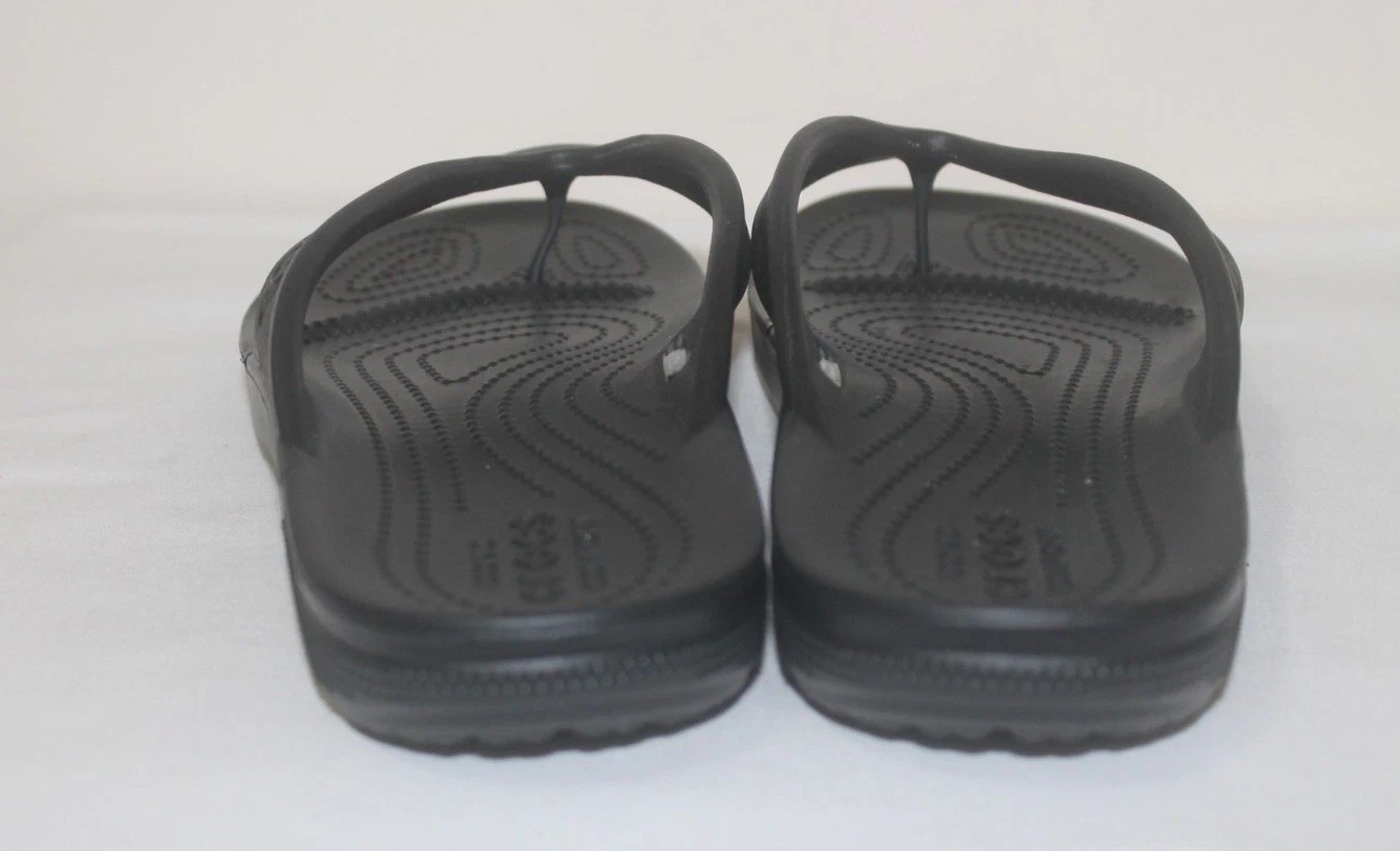 Crocs Baya II M8 W10 Flip Flops Sandals Black Slip-On Iconic Comfort Unisex