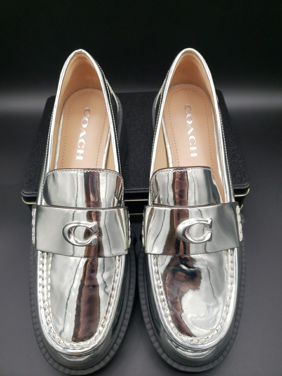 Never Worn COACH Women’s Leah Platform Loafer Flats, size 8, Silver, Mirror