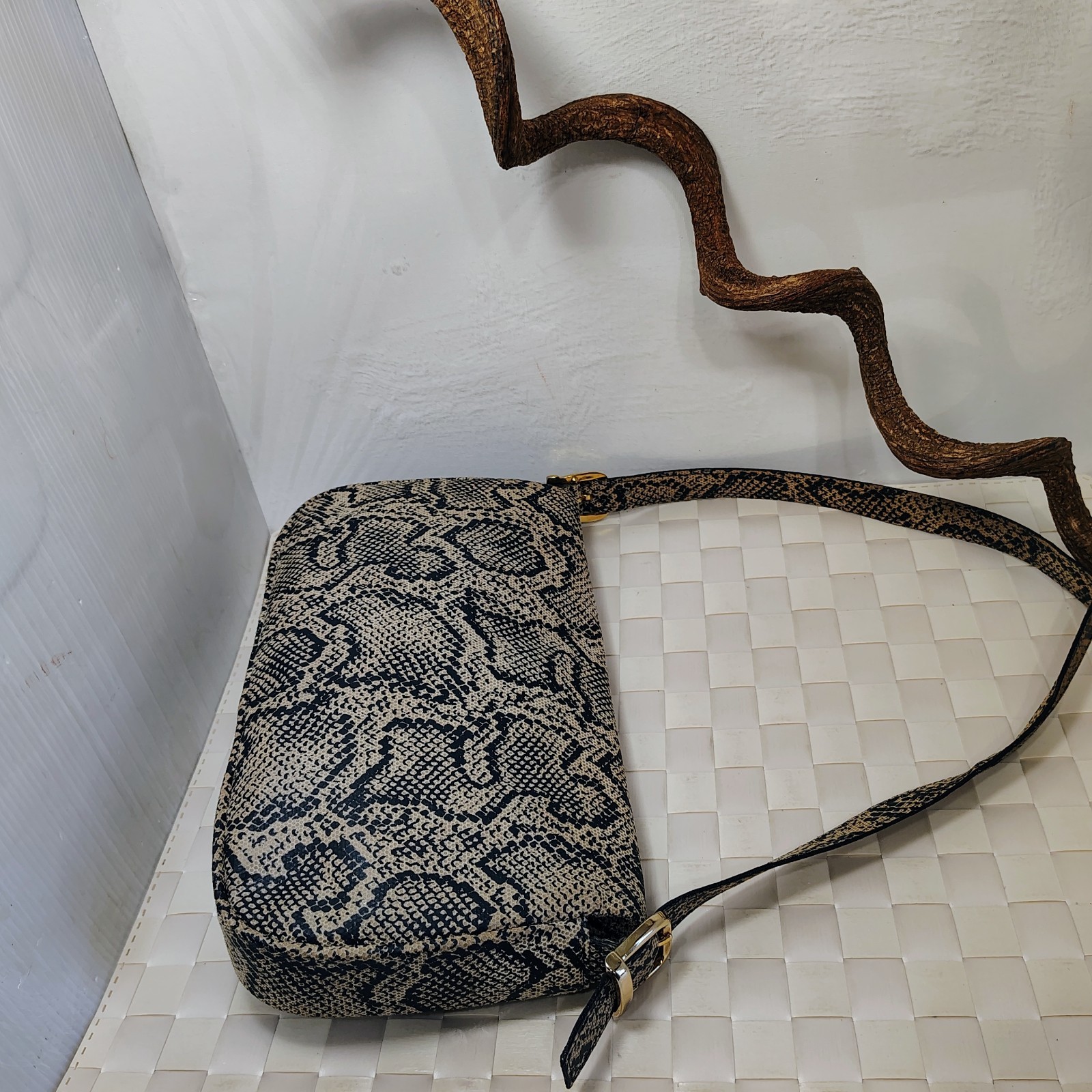 OHH! ASHLEY Leather Snakeskin Print Unique Design Handbag Purse-made in USA