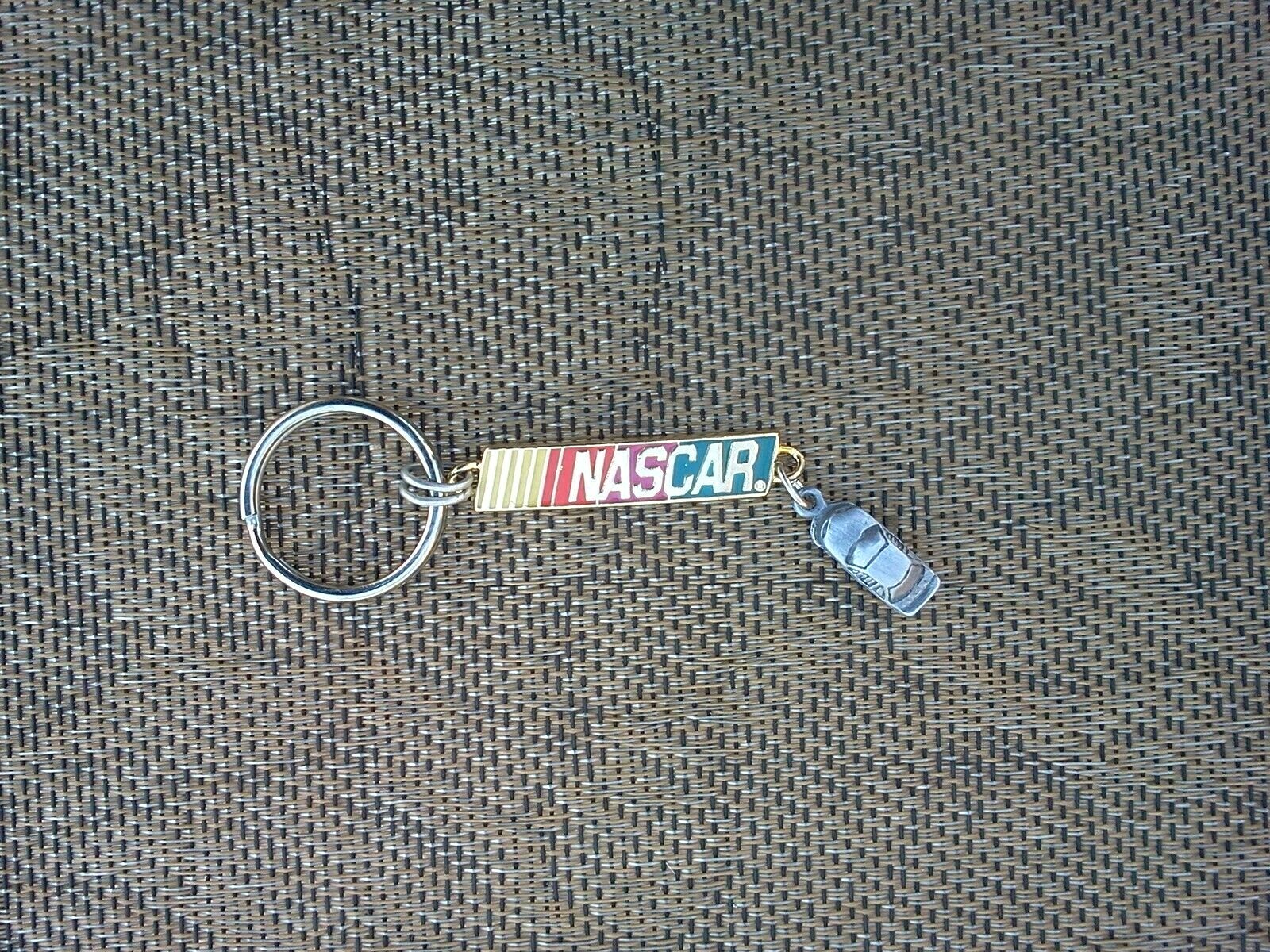 START YOUR ENGINES NASCAR SPEEDWAY 1 KEY CHAIN with Race Car Pewter Charm New.