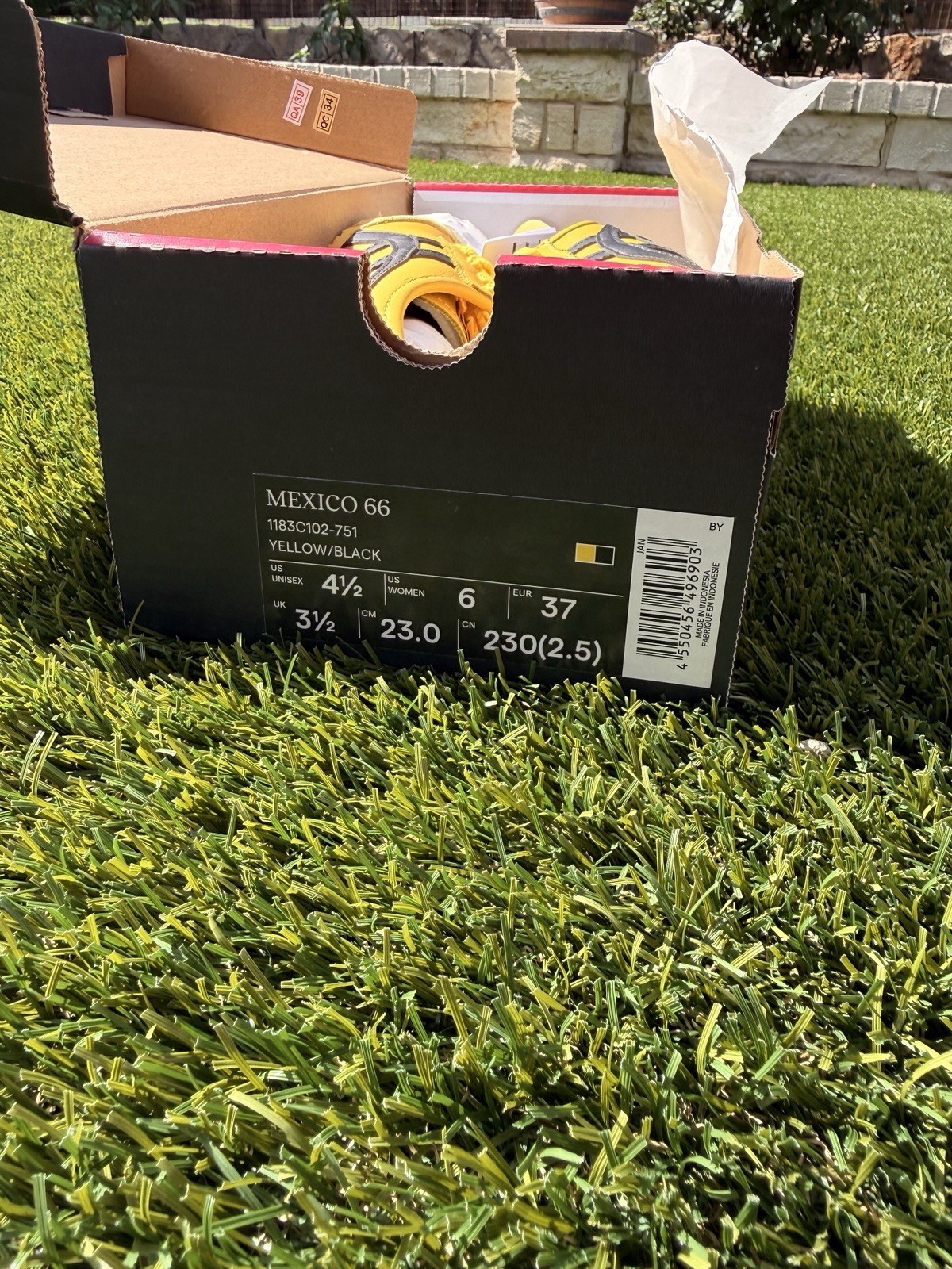 Onitsuka Tiger Mexico 66 Yellow/Black Men’s 4.5