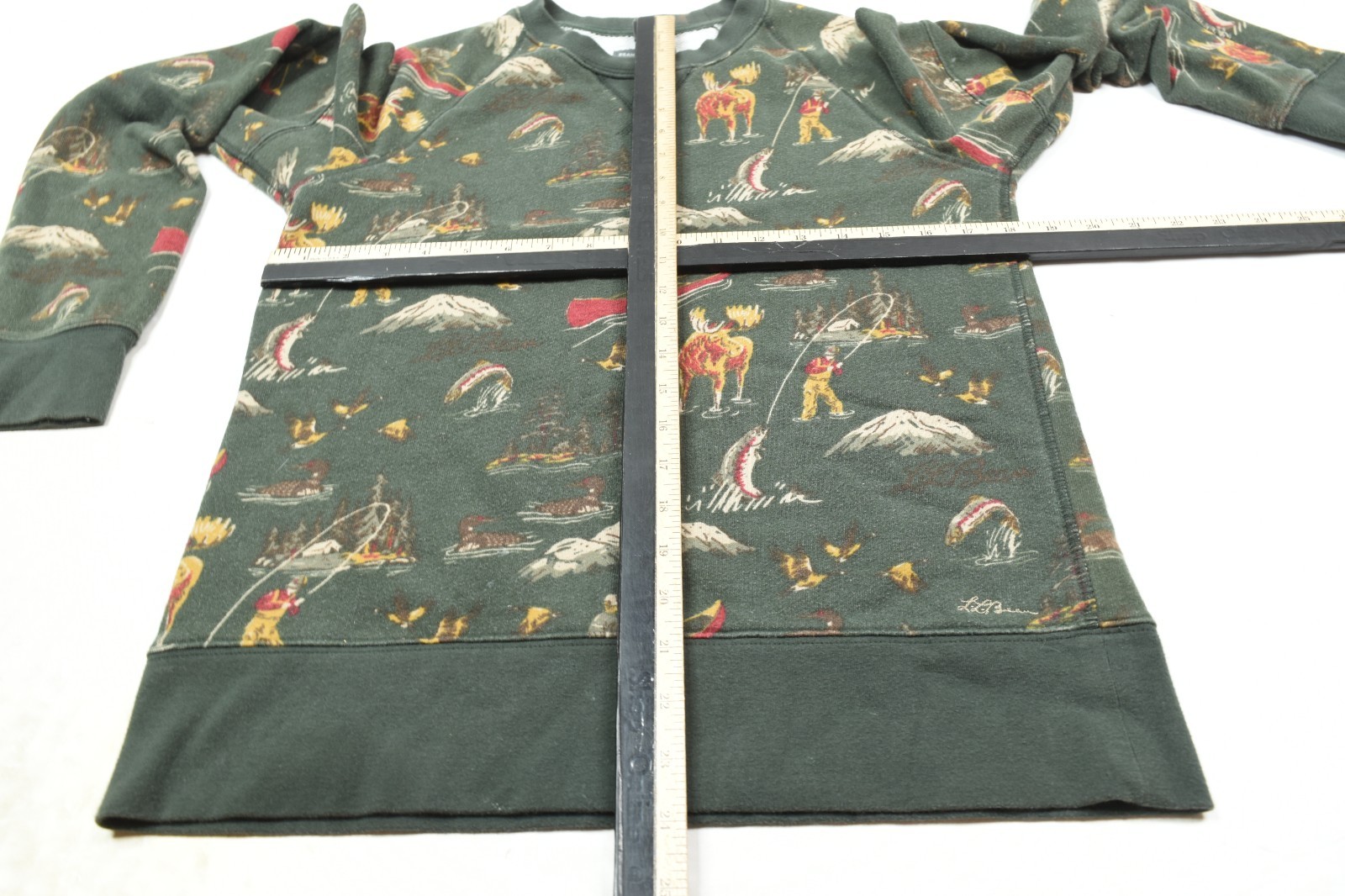 LL Bean Signature Outdoorsman Sweater Mens Small Green Long Sleeve Pullover Crew