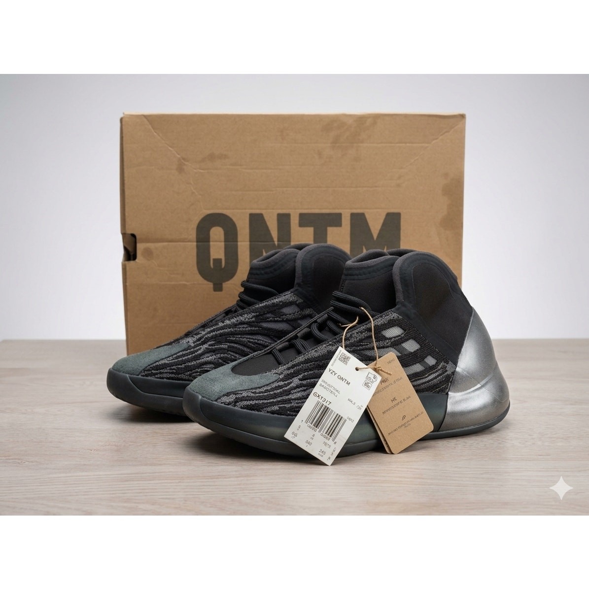 adidas Yeezy QNTM “Onyx” Triple Black – Size 6.5 Men / 8 Women – GX1317 – NWT