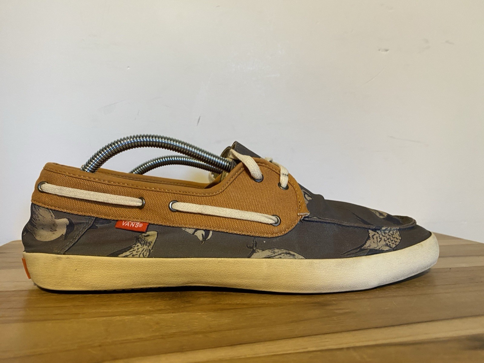 VANS Men’s Chauffeur Birds Shiitake Buckthorn Shoes Size 12 MED ~ Canvas & Nylon