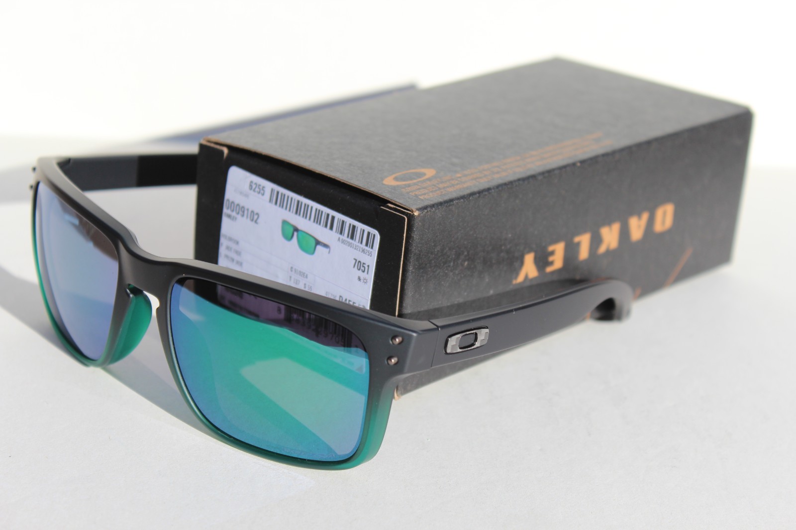 OAKLEY Holbrook Sunglasses Jade Fade/Prizm Jade Green NEW OO9102-E4