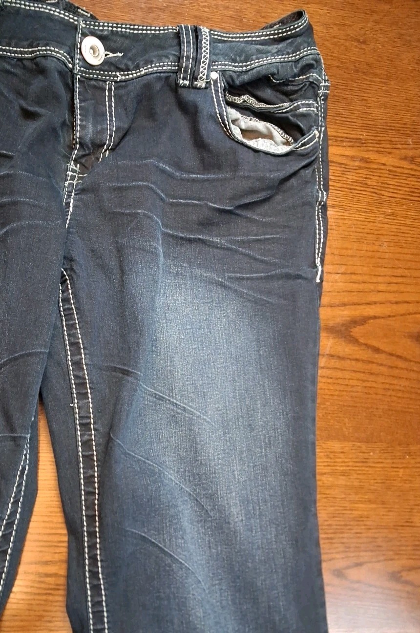 Amethyst Jeans Womens Size 16 Blue Taper Stretch Denim Embroidered Pockets