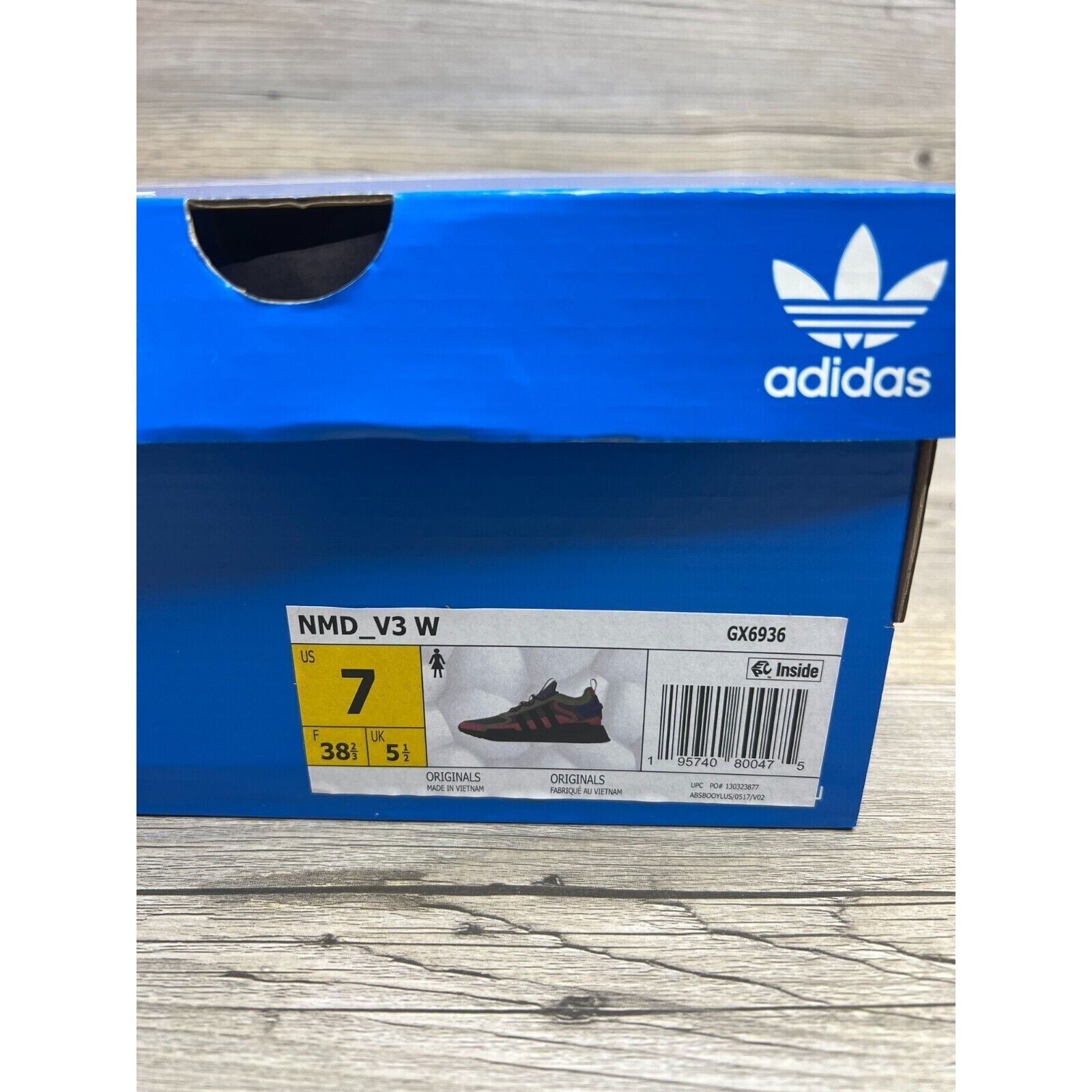 adidas NMD V3 Womens Size 7 Grey Five Core Black Wonder Red GX6936