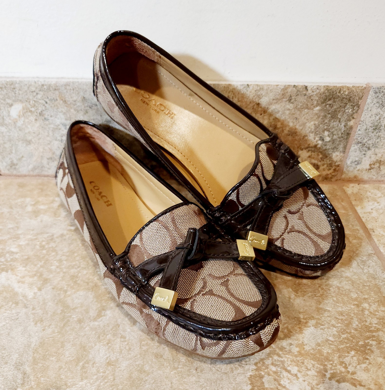 Coach | Women’s 5 B Frida Monogram CC Canvas Brown Leather Driver Loafers EUC ✨️