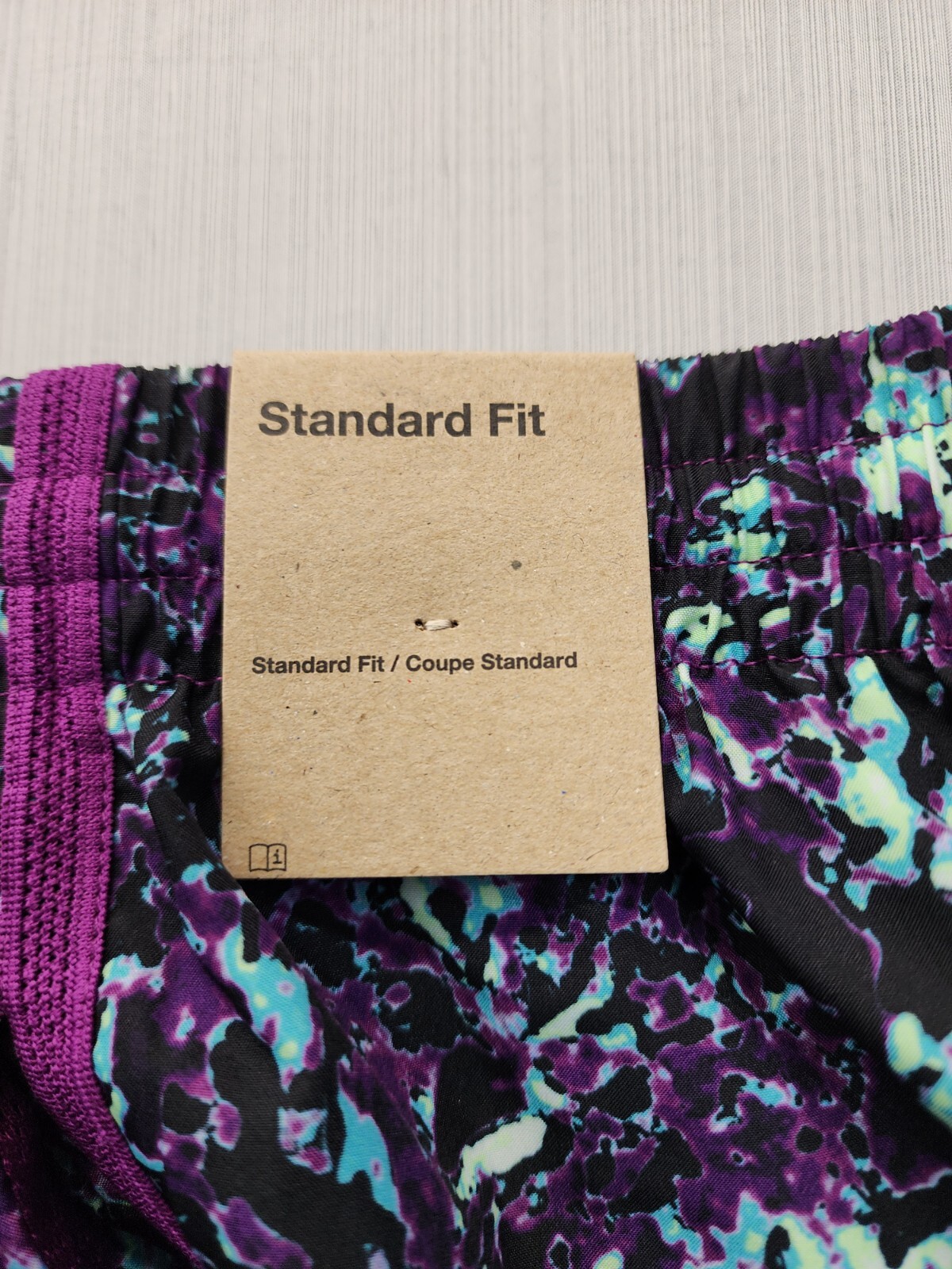 Nike Woven Shorts Boys Youth Large 7″ Lightweight Unlined Pockets Splash New