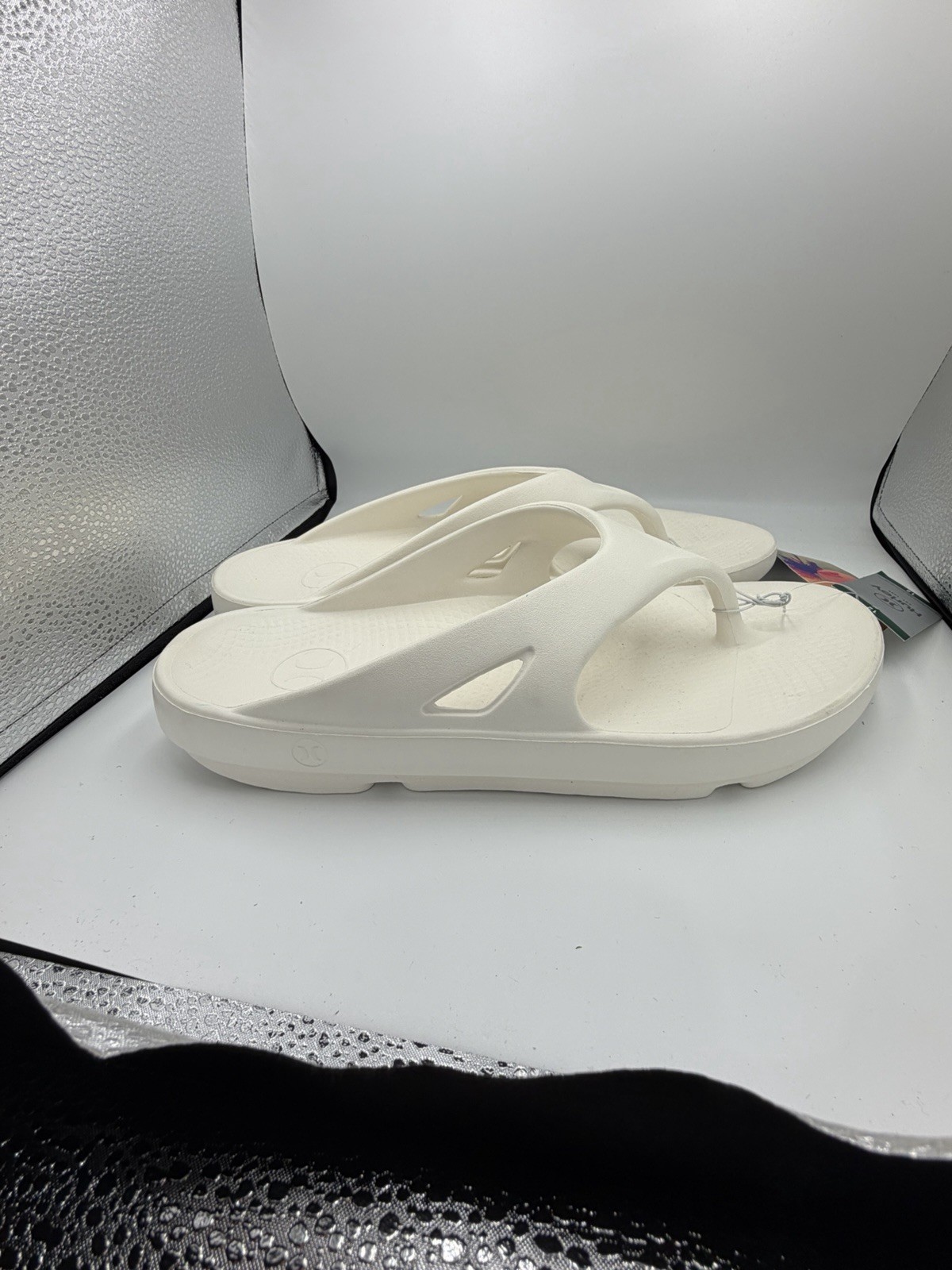 Hurley Mens Injection Flip-Flop Size 12 Cream NWT