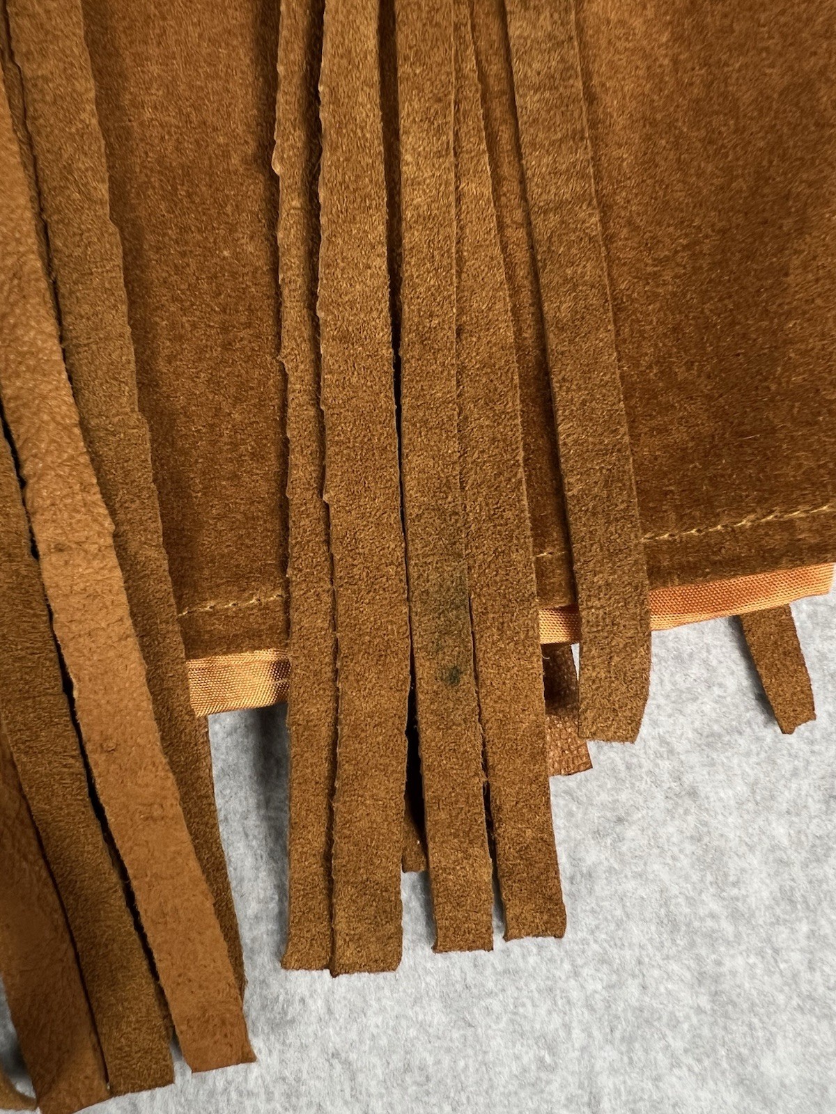 Cedars Vintage 100% Suede Leather Fringed Skirt in Gorgeous Brown 26.5” Waist