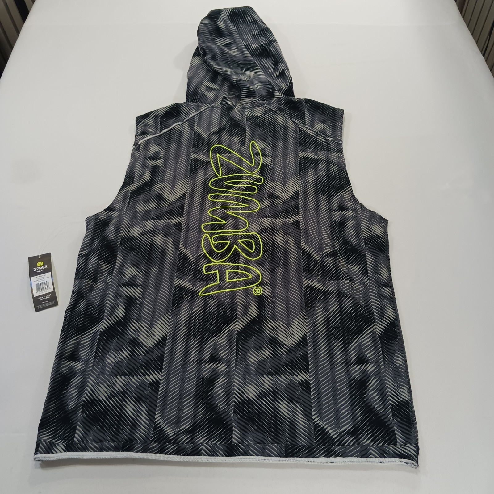 Zumba Wear Mr Right Z2T00259 Men’s Gray Surged Sleeveless Pullover Hoodie Medium